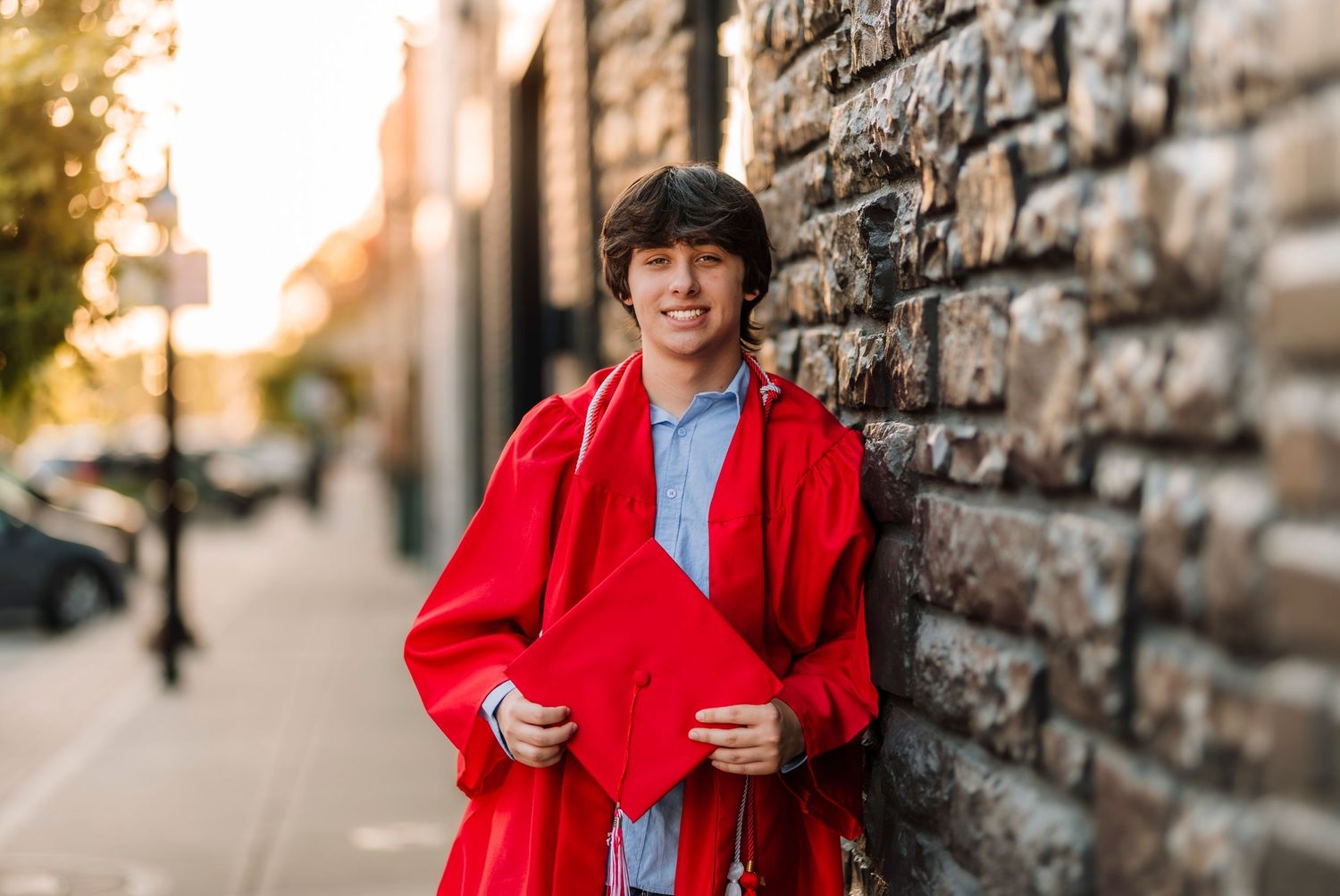 Senior and graduate photographer located throughout the Kansas City Metro area. Based in Blue Springs, Missouri.