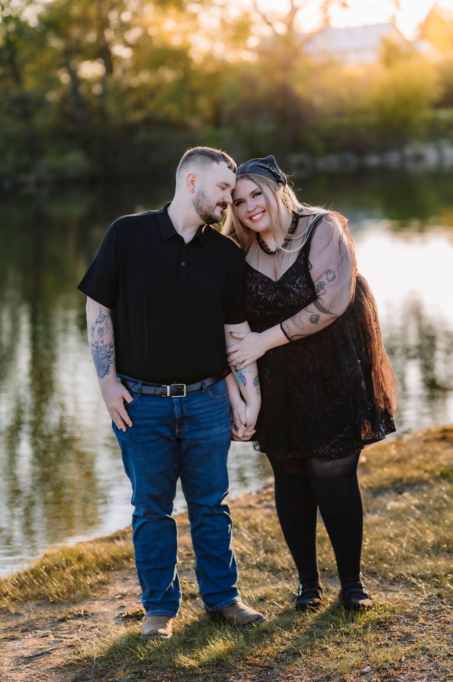 Engagement photographer located throughout the Kansas City Metro area. Based in Blue Springs, Missouri.