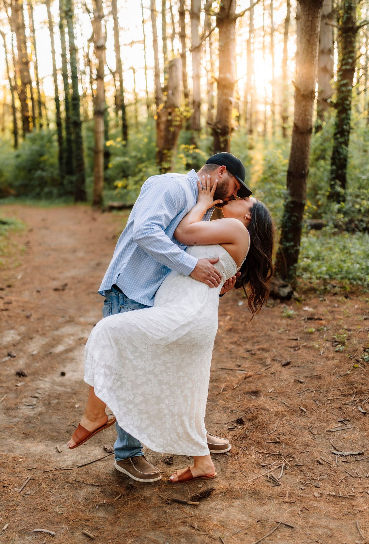 Engagement photographer located throughout the Kansas City Metro area. Based in Blue Springs, Missouri.
