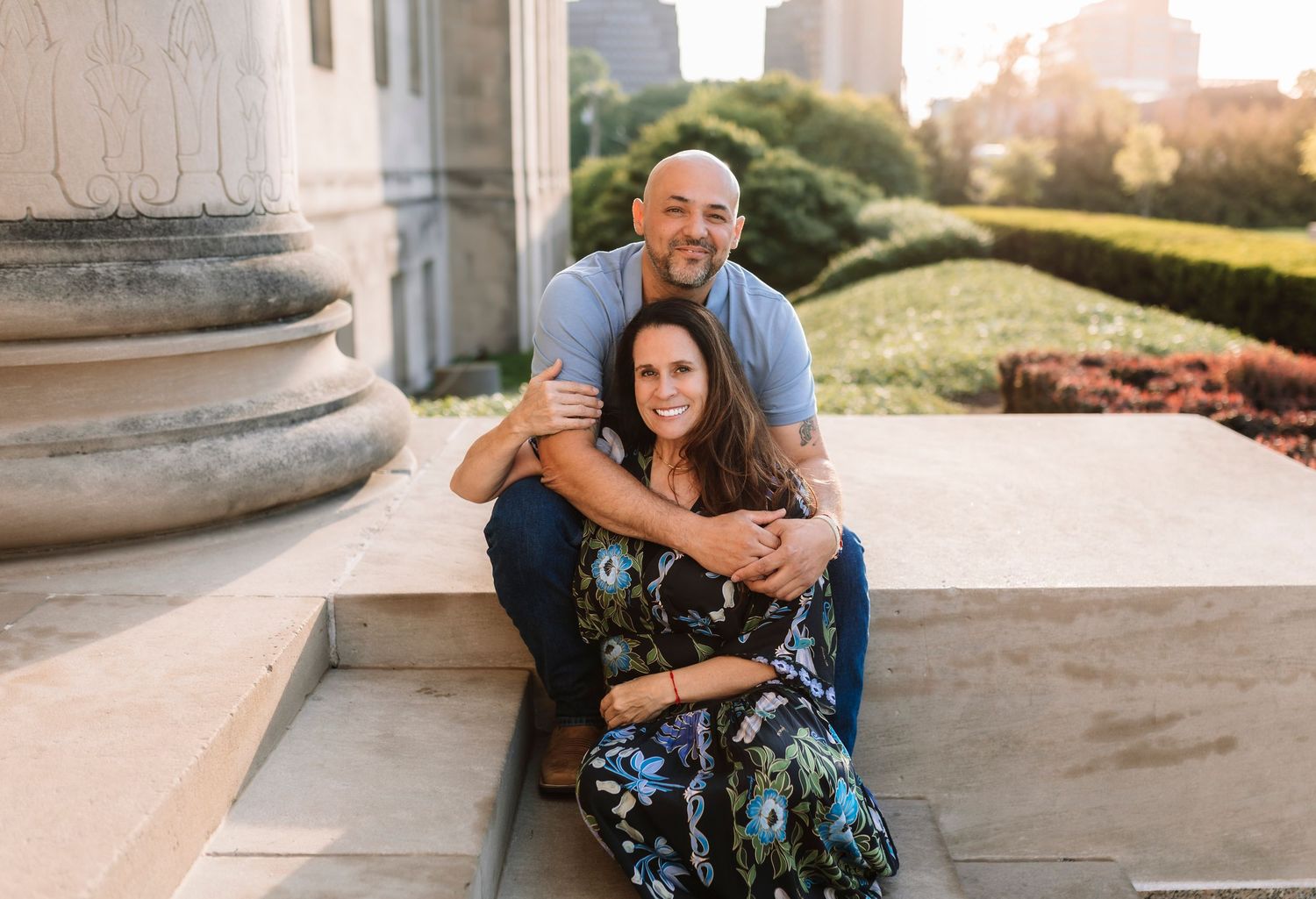 Couples photographer located throughout the Kansas City Metro area. Based in Blue Springs, Missouri.