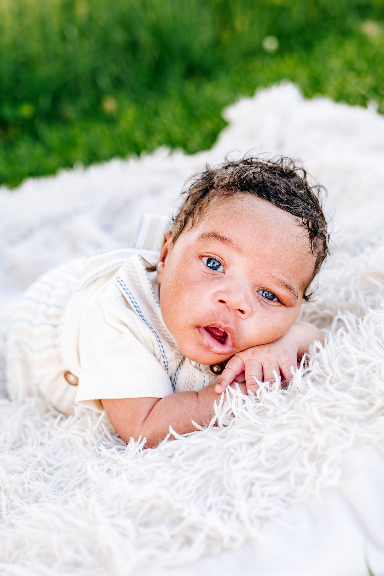 Newborn photographer located throughout the Kansas City Metro area. Based in Blue Springs, Missouri.