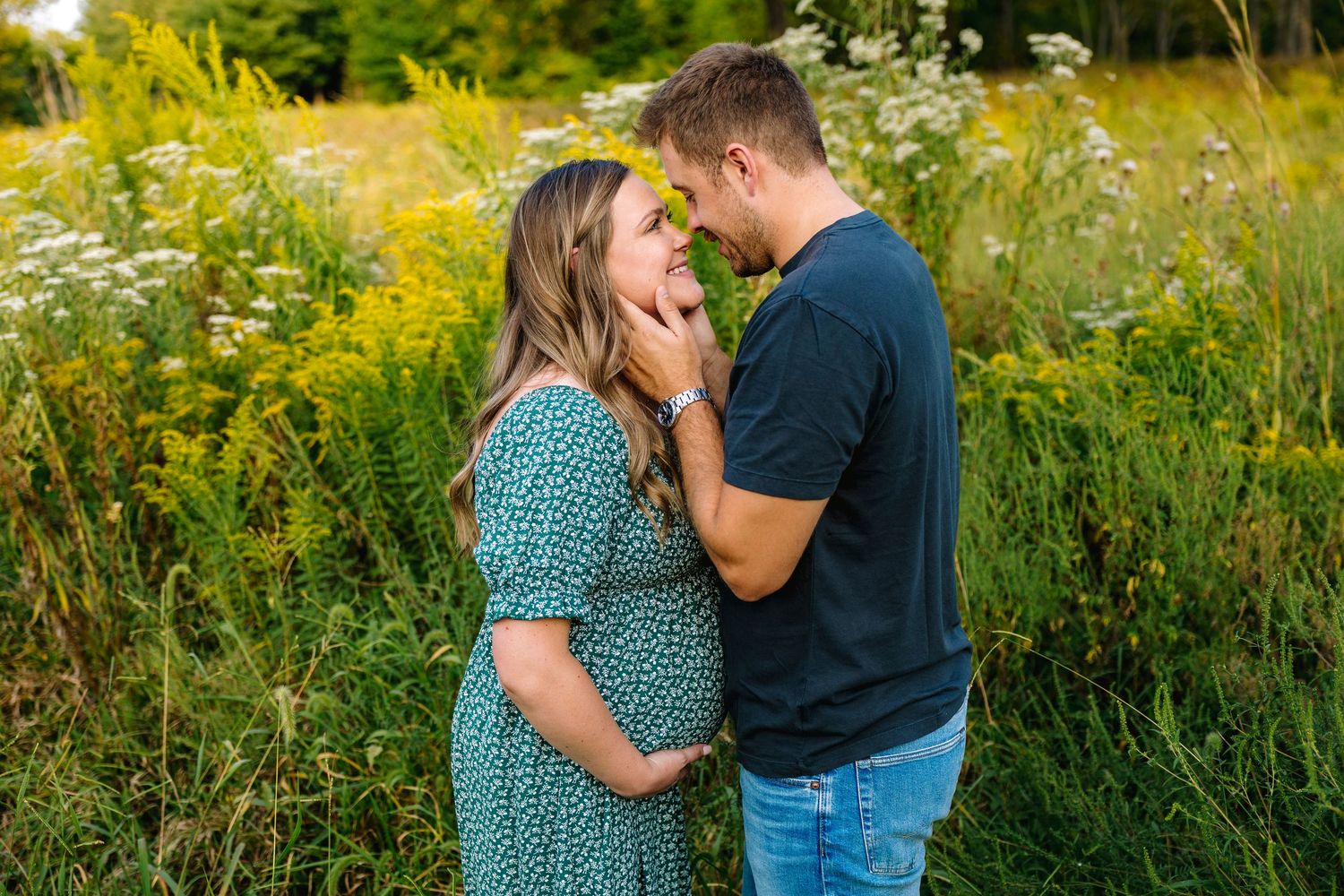 Maternity photographer located throughout the Kansas City Metro area. Based in Blue Springs, Missouri.