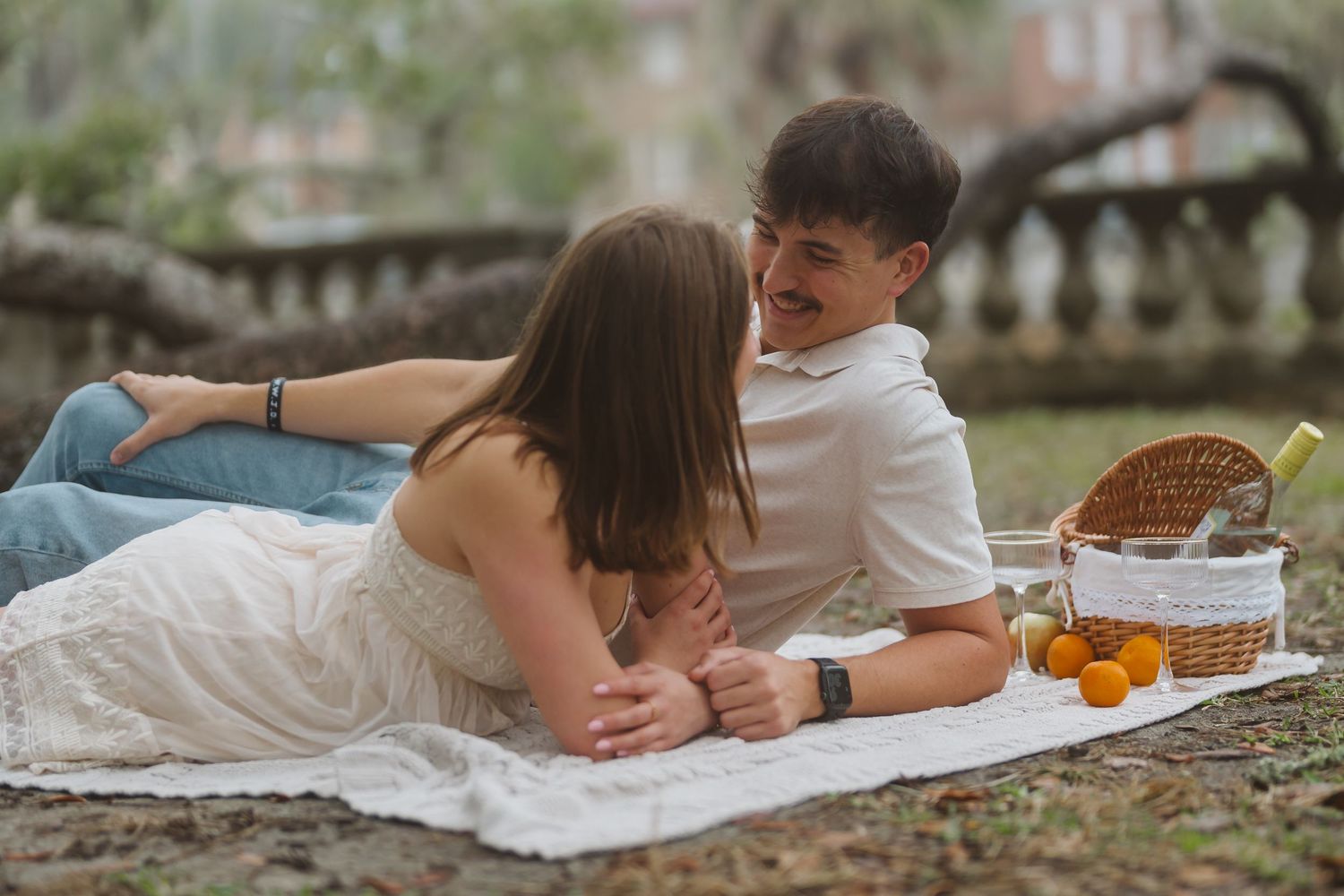 Engagement session downtown jacksonville