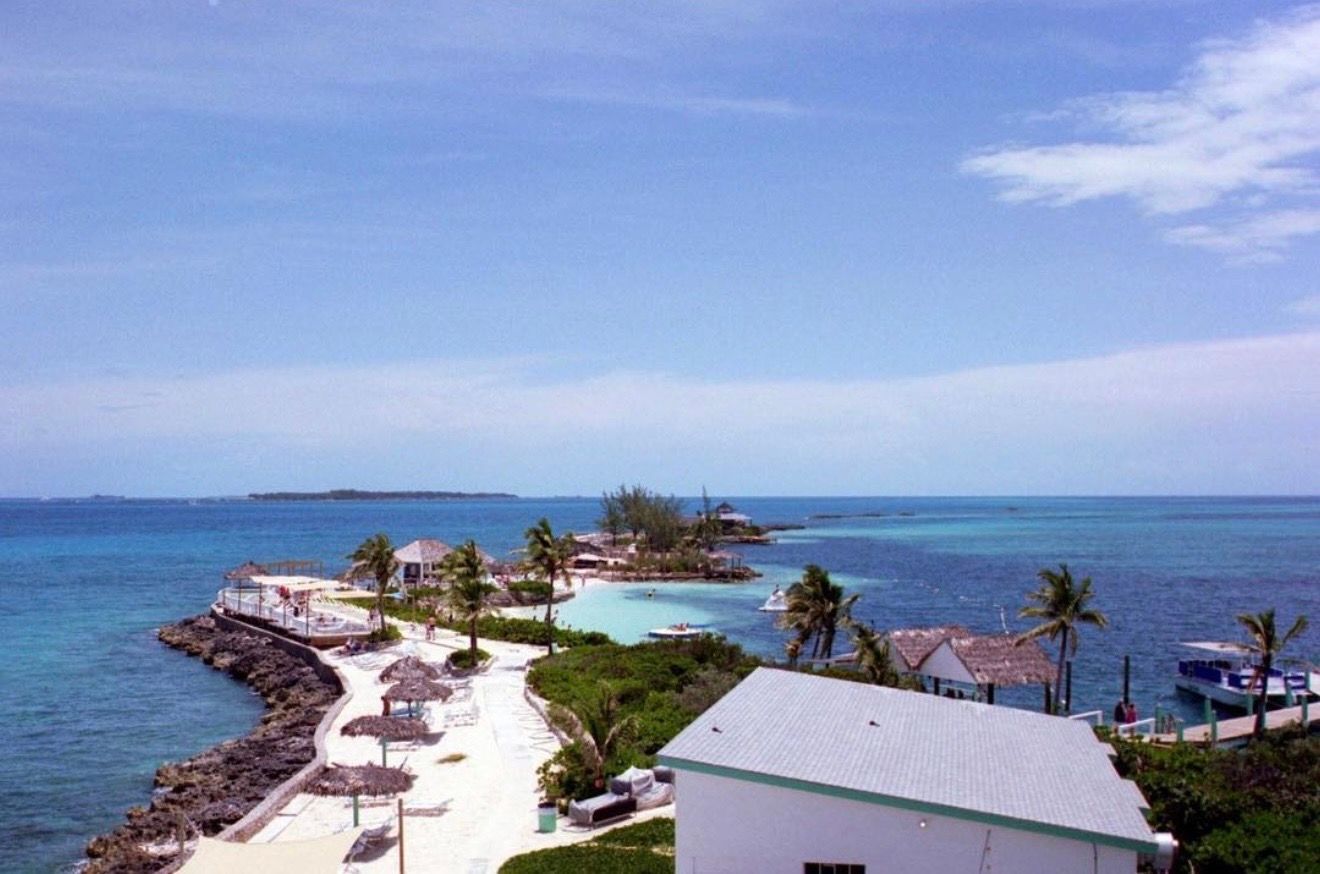 Nassau, Bahamas shot on 35mm film- 2018