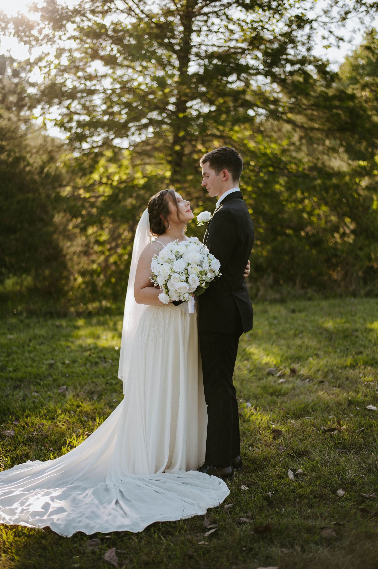 Wicked Pony Ranch wedding day, Bride & groom portraits