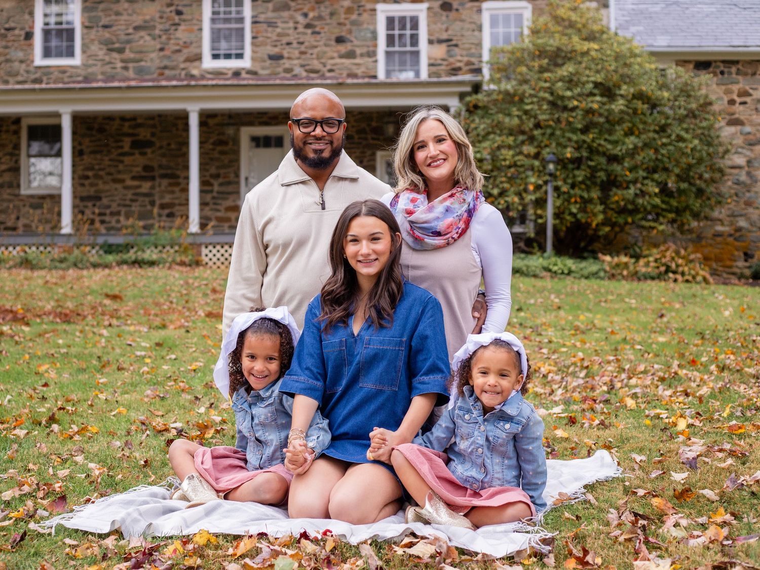 Mom and Dad with three daughters during Harford County, MD family photo session.