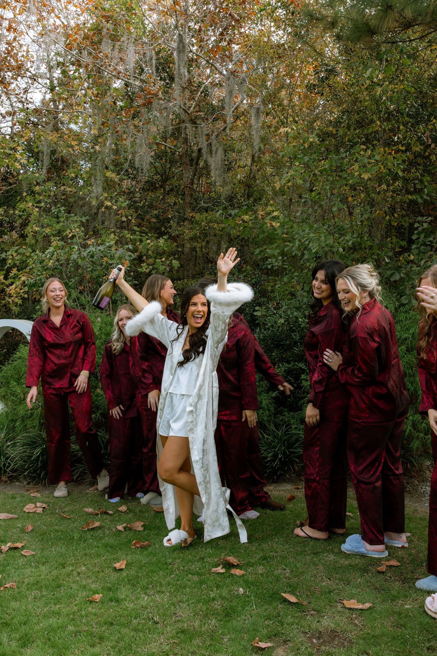 The Albus' wedding day at White Oaks in South Carolina was a beautiful celebration of love, family, and the start of a new chapter.