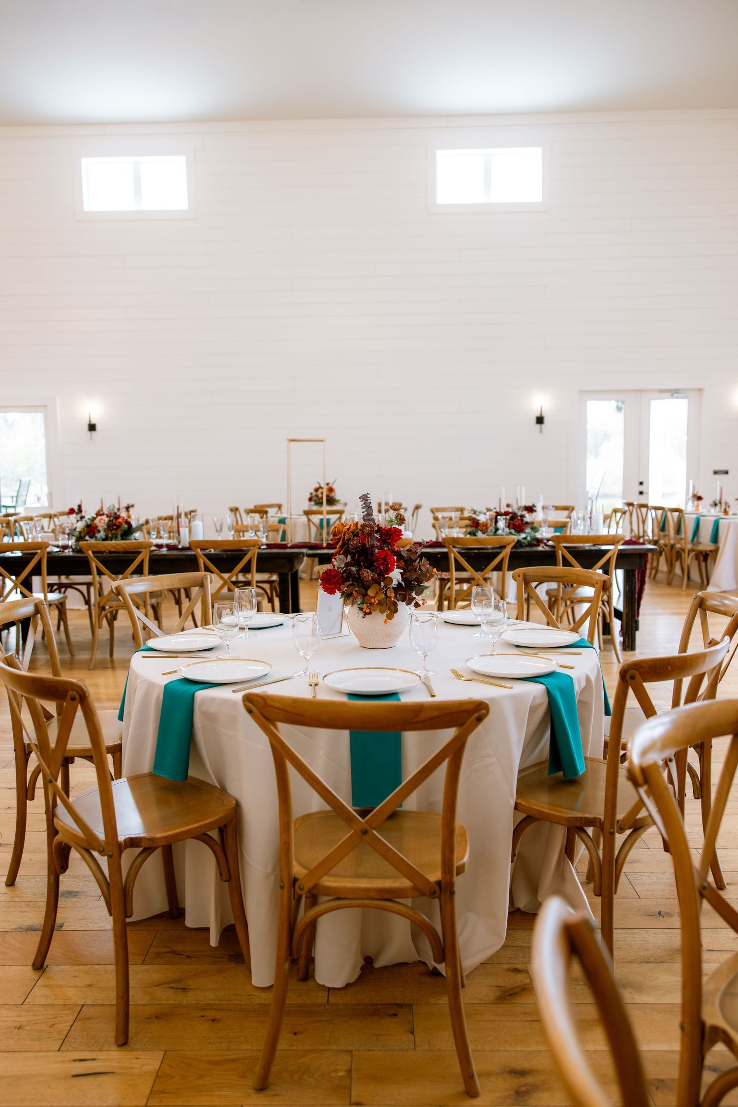 The Albus' wedding day at White Oaks in South Carolina was a beautiful celebration of love, family, and the start of a new chapter.