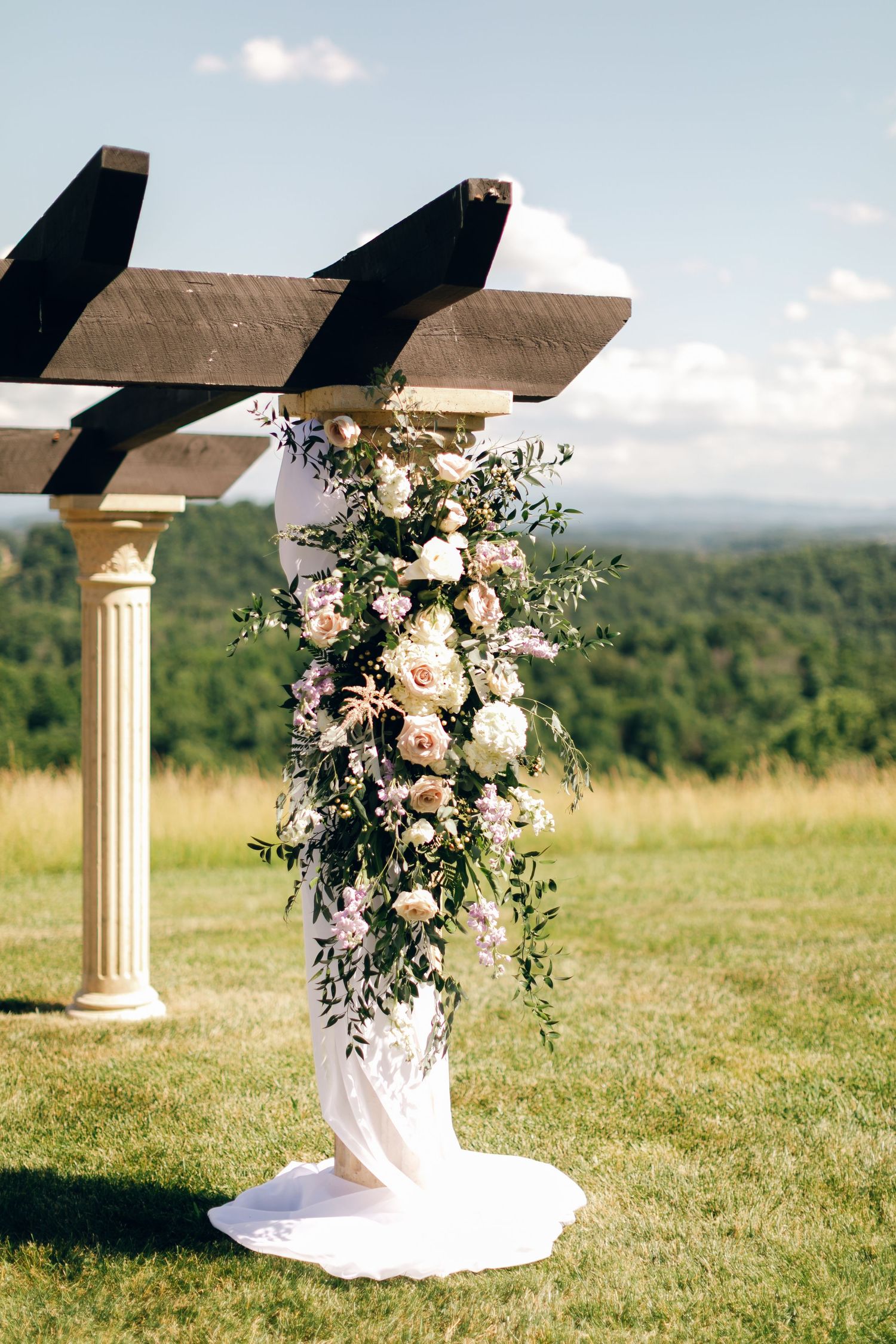 Wedding at Chateau Selah Venue in East Tennessee