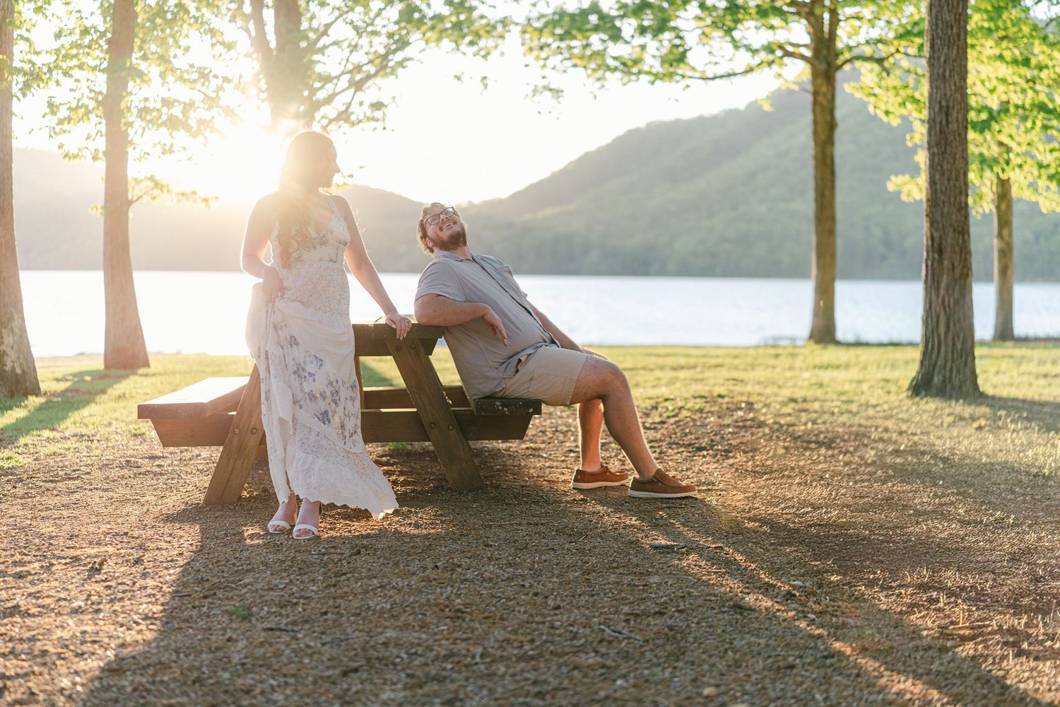 Documentary style wedding and family photographer in East Tennessee. Serving Johnson City, Kingsport, and Bristol, Tennessee.