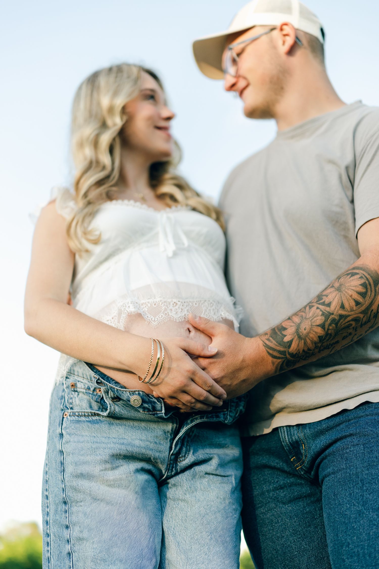 Documentary style wedding and family photographer in East Tennessee. Serving Johnson City, Kingsport, and Bristol, Tennessee.