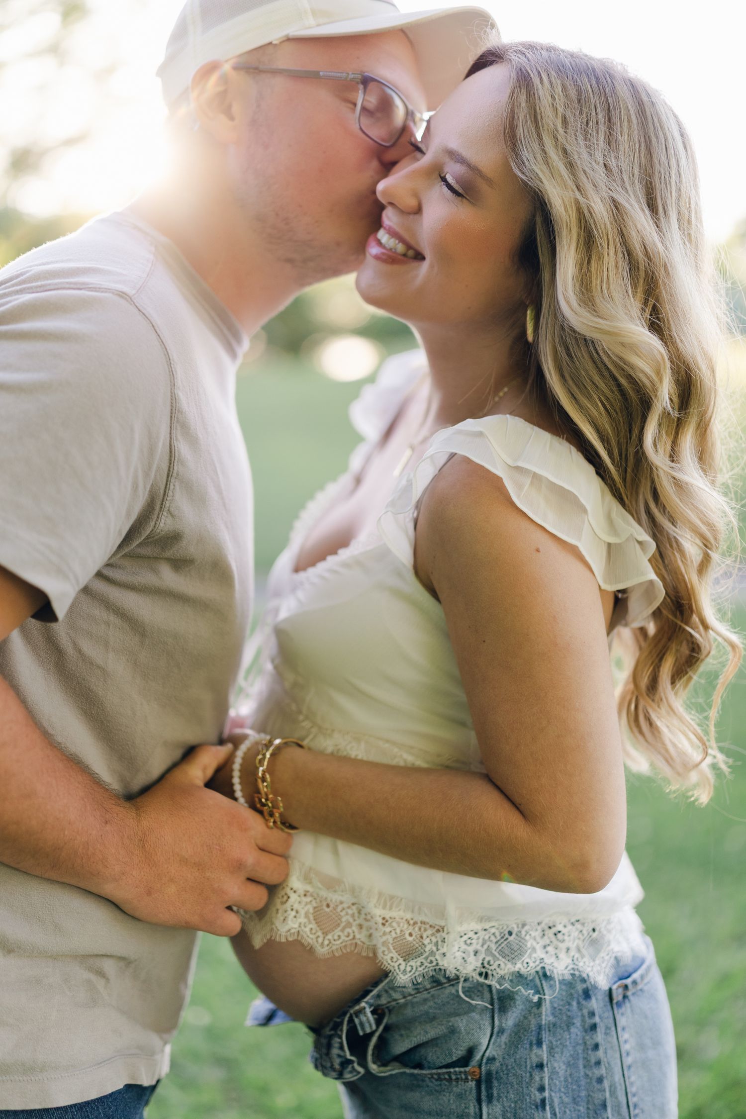 Documentary style wedding and family photographer in East Tennessee. Serving Johnson City, Kingsport, and Bristol, Tennessee.