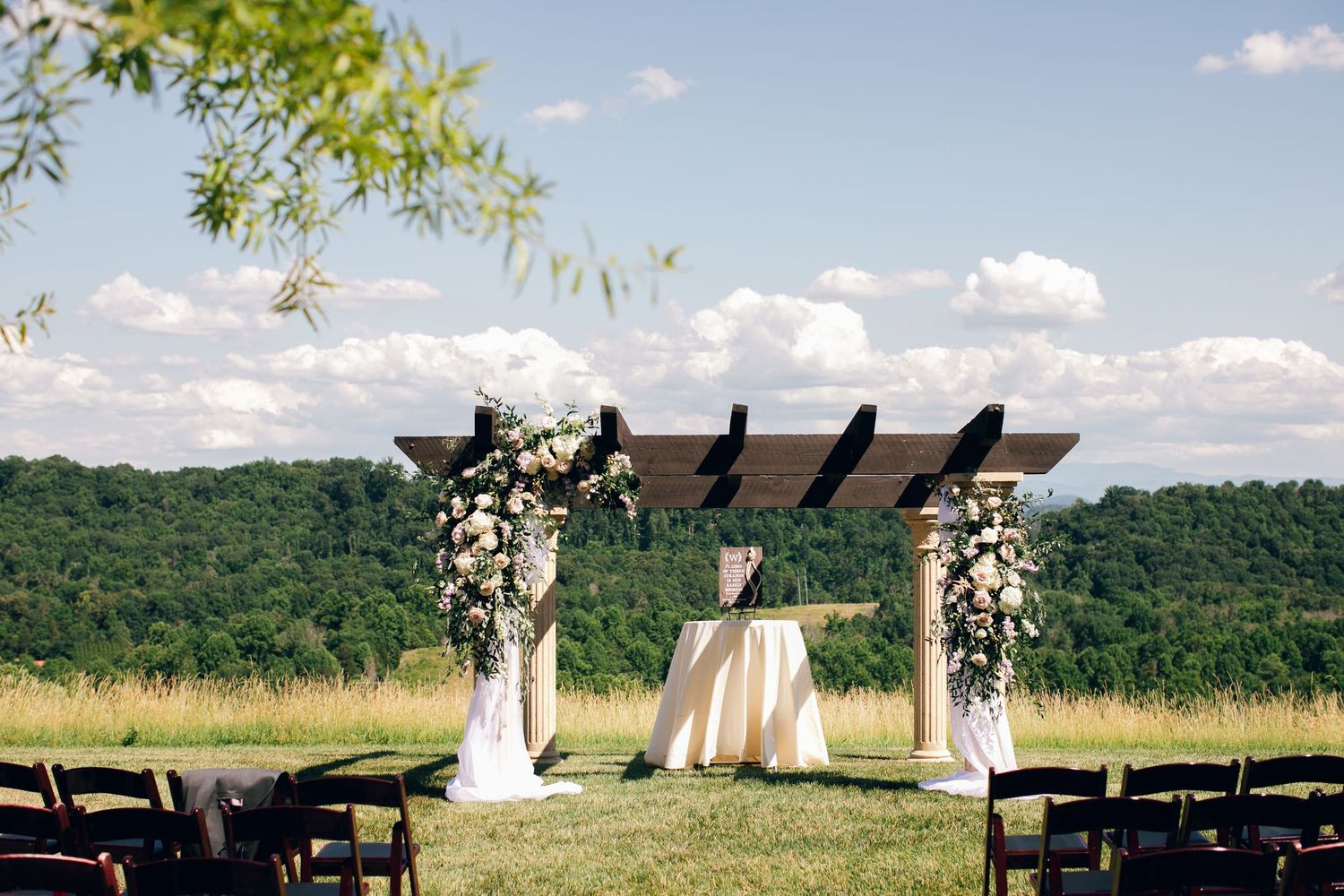 Wedding at Chateau Selah Venue in East Tennessee