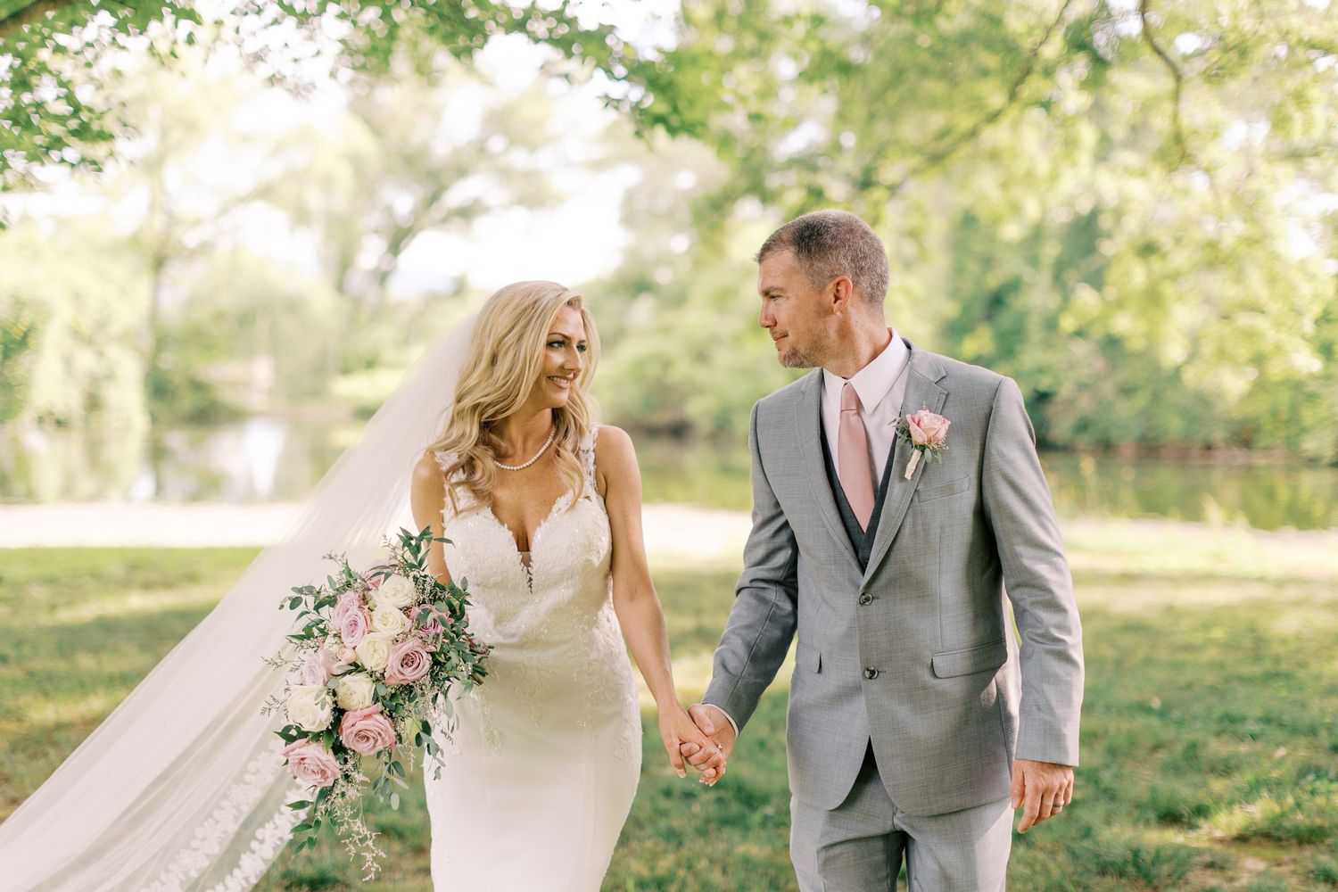 East Tennessee Wedding Photography