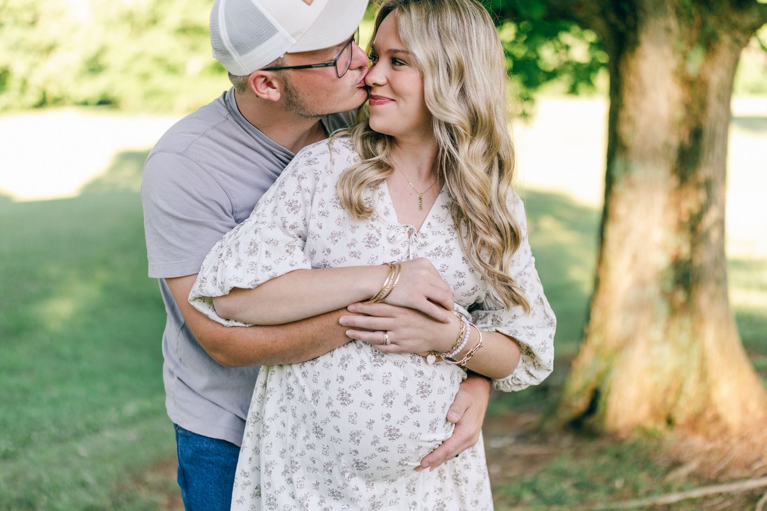 Documentary style wedding and family photographer in East Tennessee. Serving Johnson City, Kingsport, and Bristol, Tennessee.