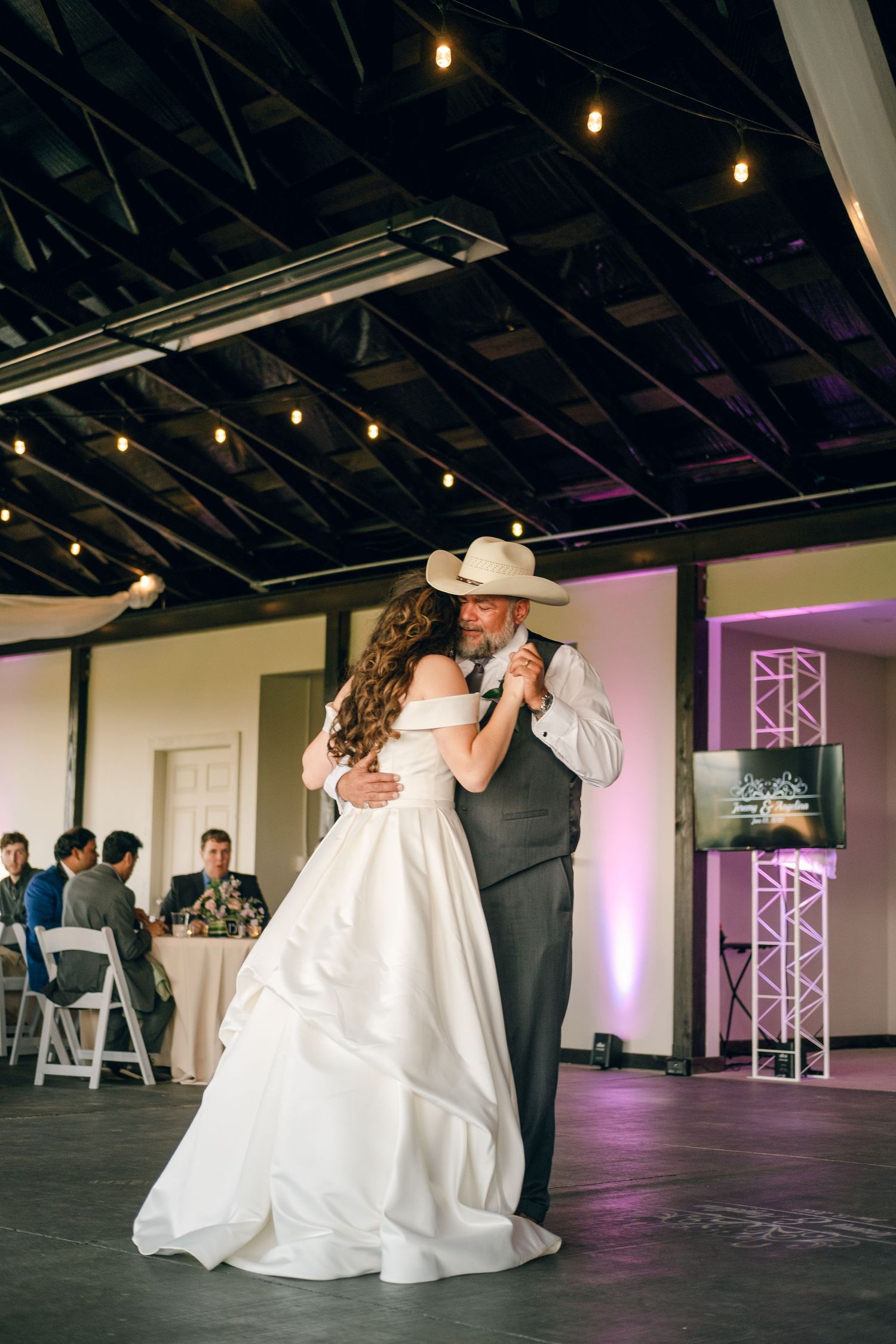 Wedding at Chateau Selah Venue in East Tennessee