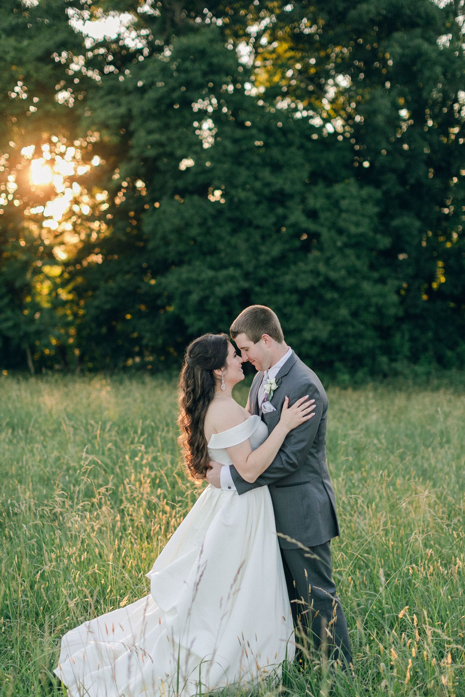 Wedding at Chateau Selah Venue in East Tennessee