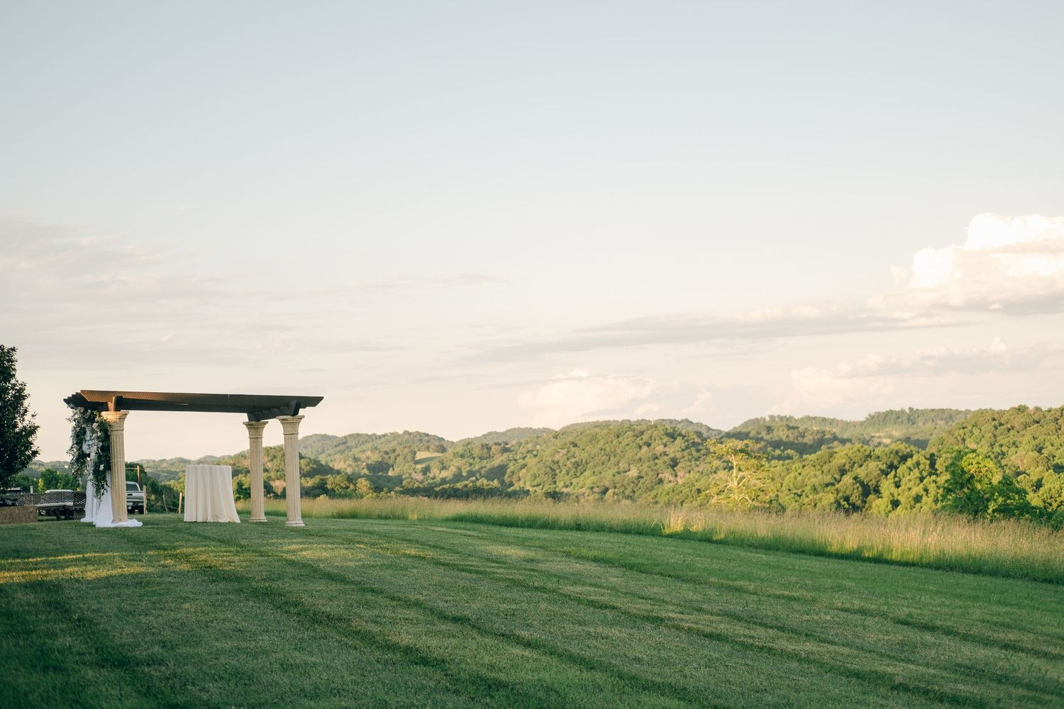 Wedding at Chateau Selah Venue in East Tennessee
