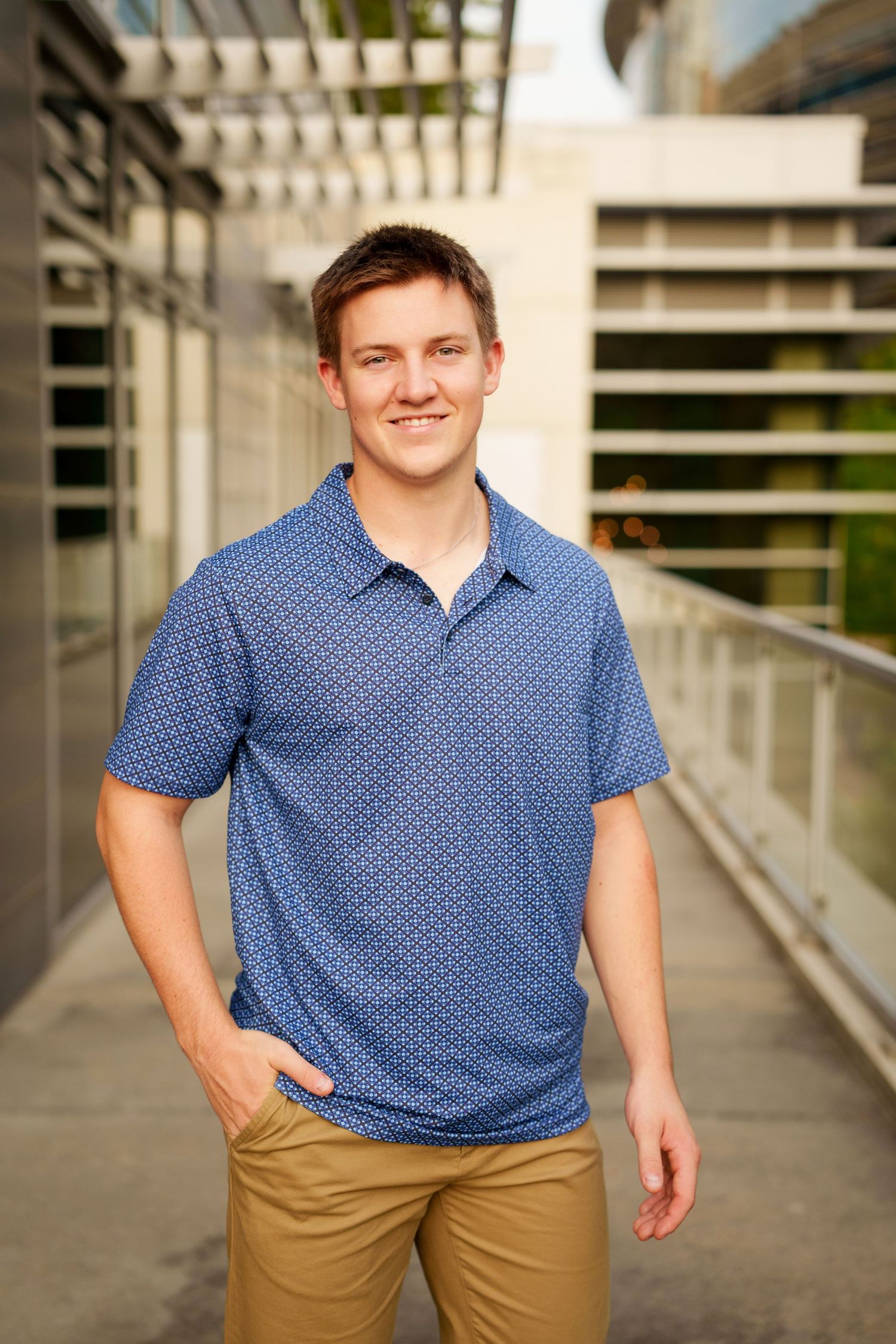 the woodlands senior photographer.  senior photos in the woodlands.  senior guy photos