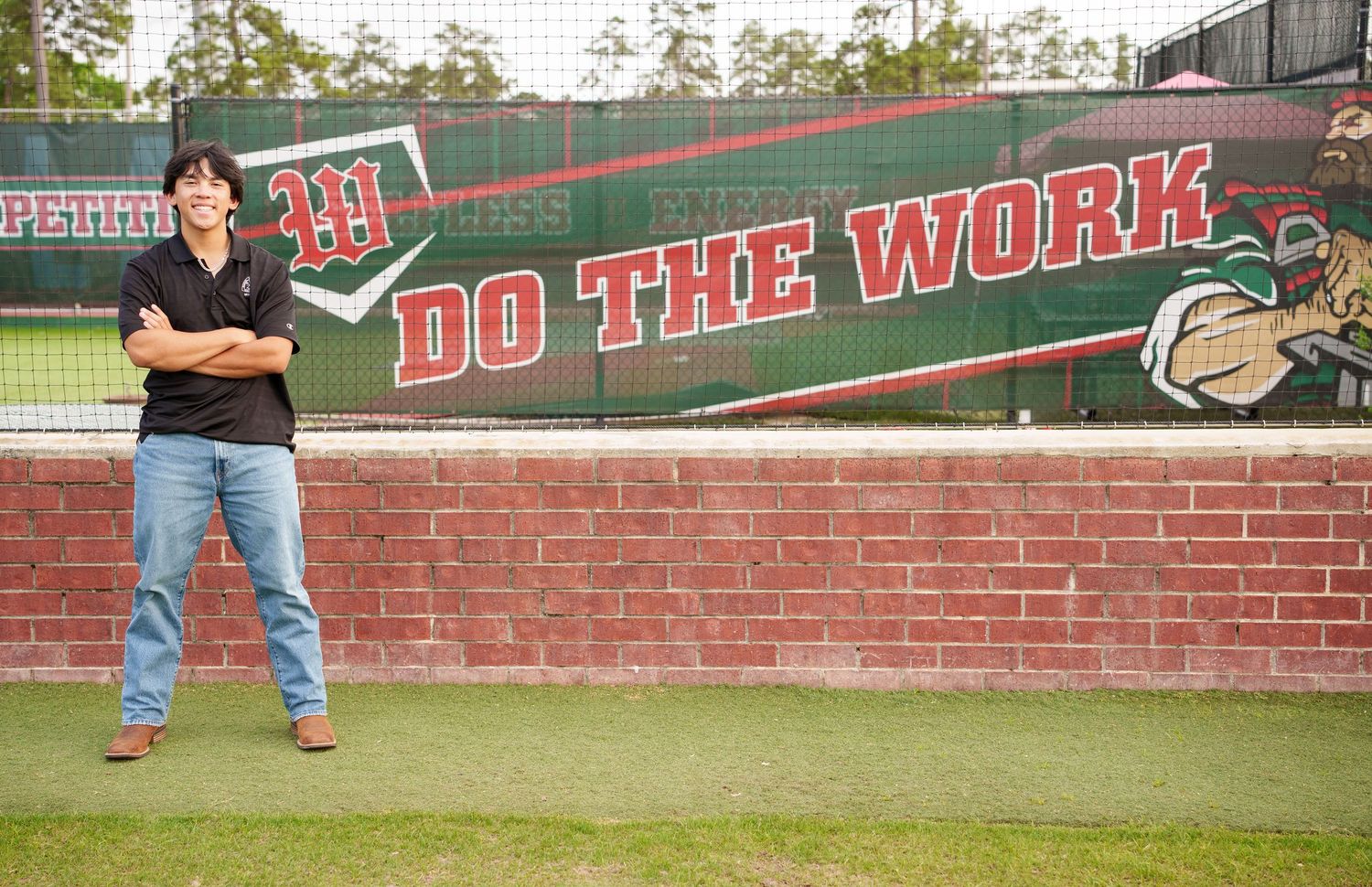 the woodlands senior photographer.  Baseball field images.  senior photos in the woodlands baseball.