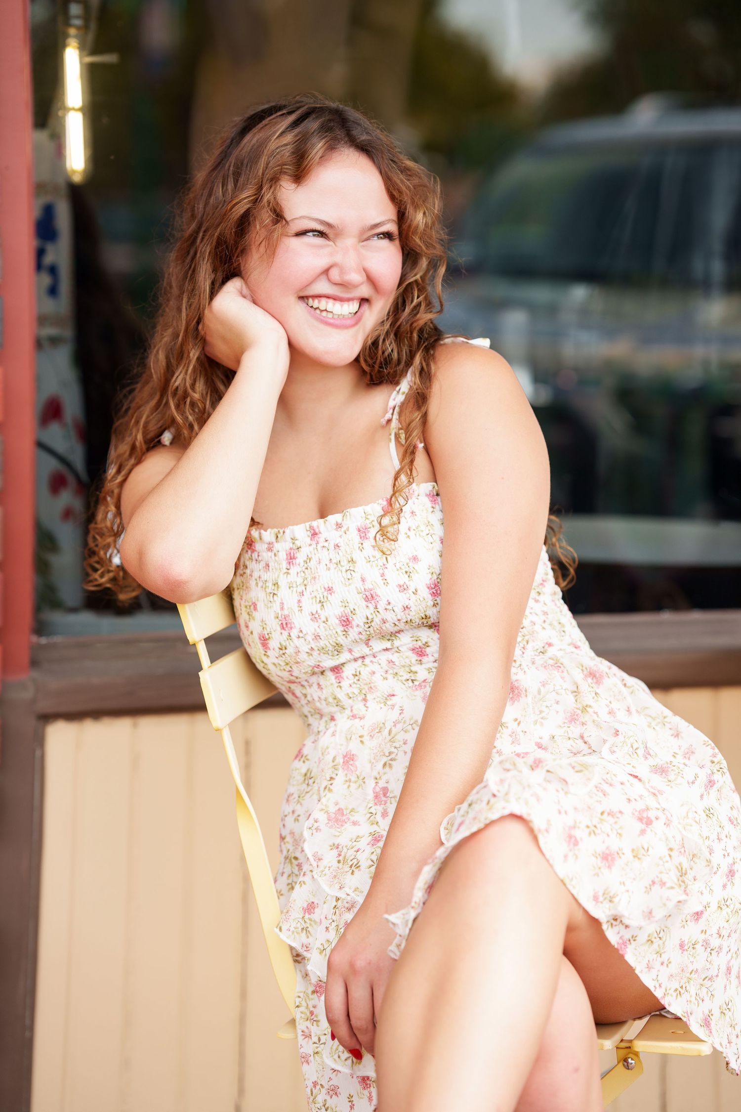 casual urban senior girl photos.  senior girl photos in conroe. senior photographer in the woodlands Texas