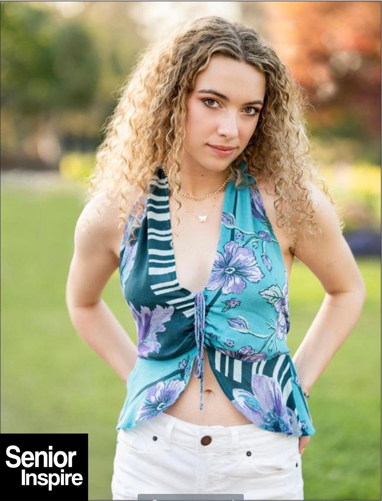 The Woodlands senior photography for girls.  Garden senior photos.  Nature senior photos in Spring, Texas