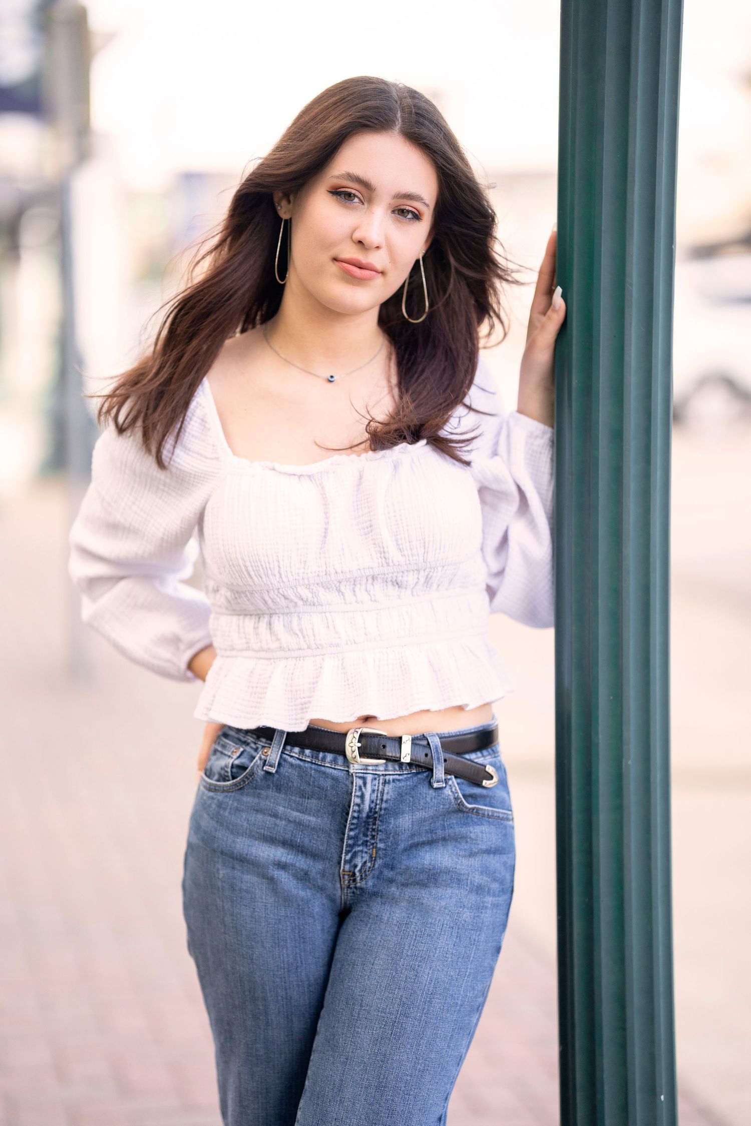 Conroe city senior session.  senior girl photos in urban setting.,