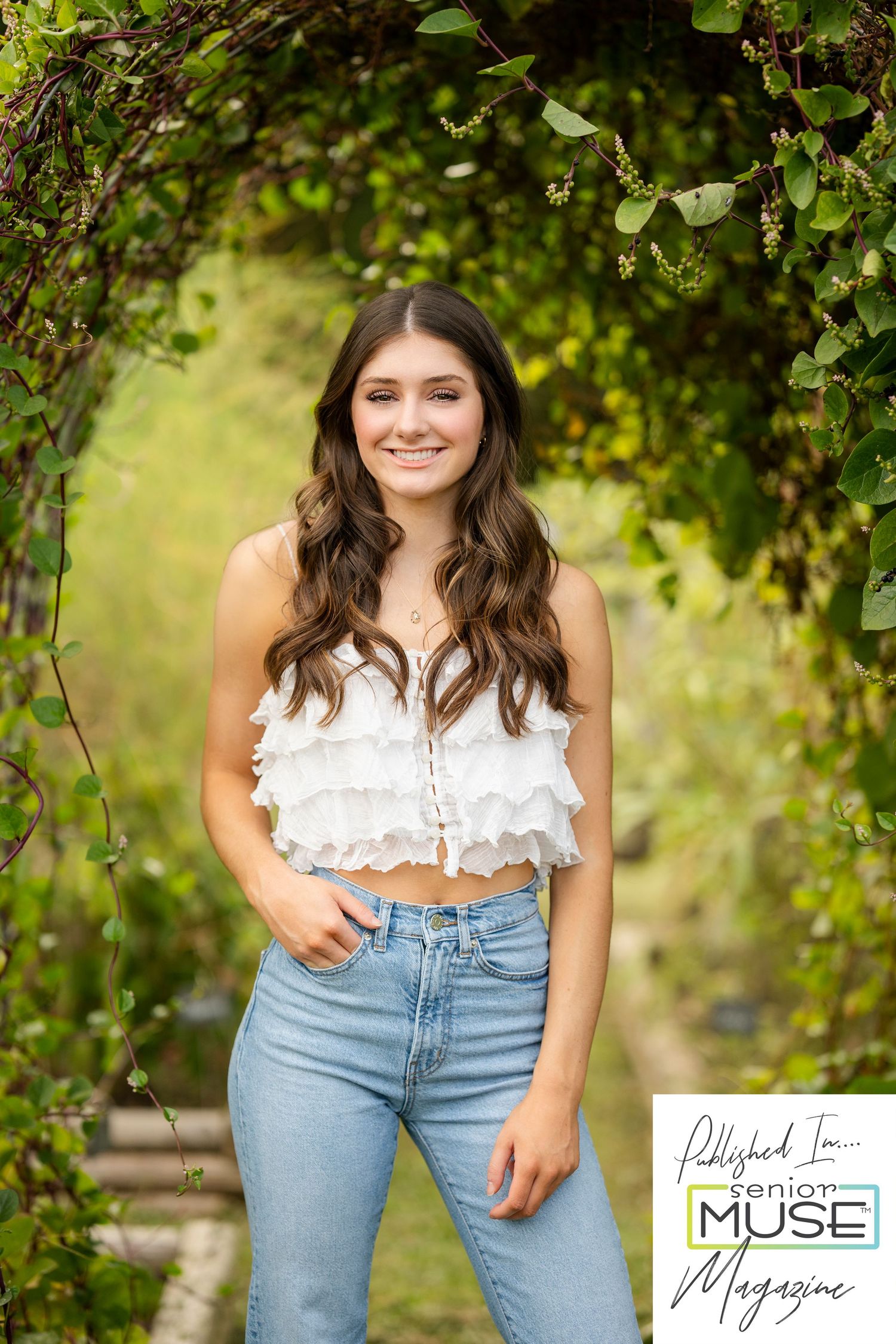 The Woodlands senior photography for girls.