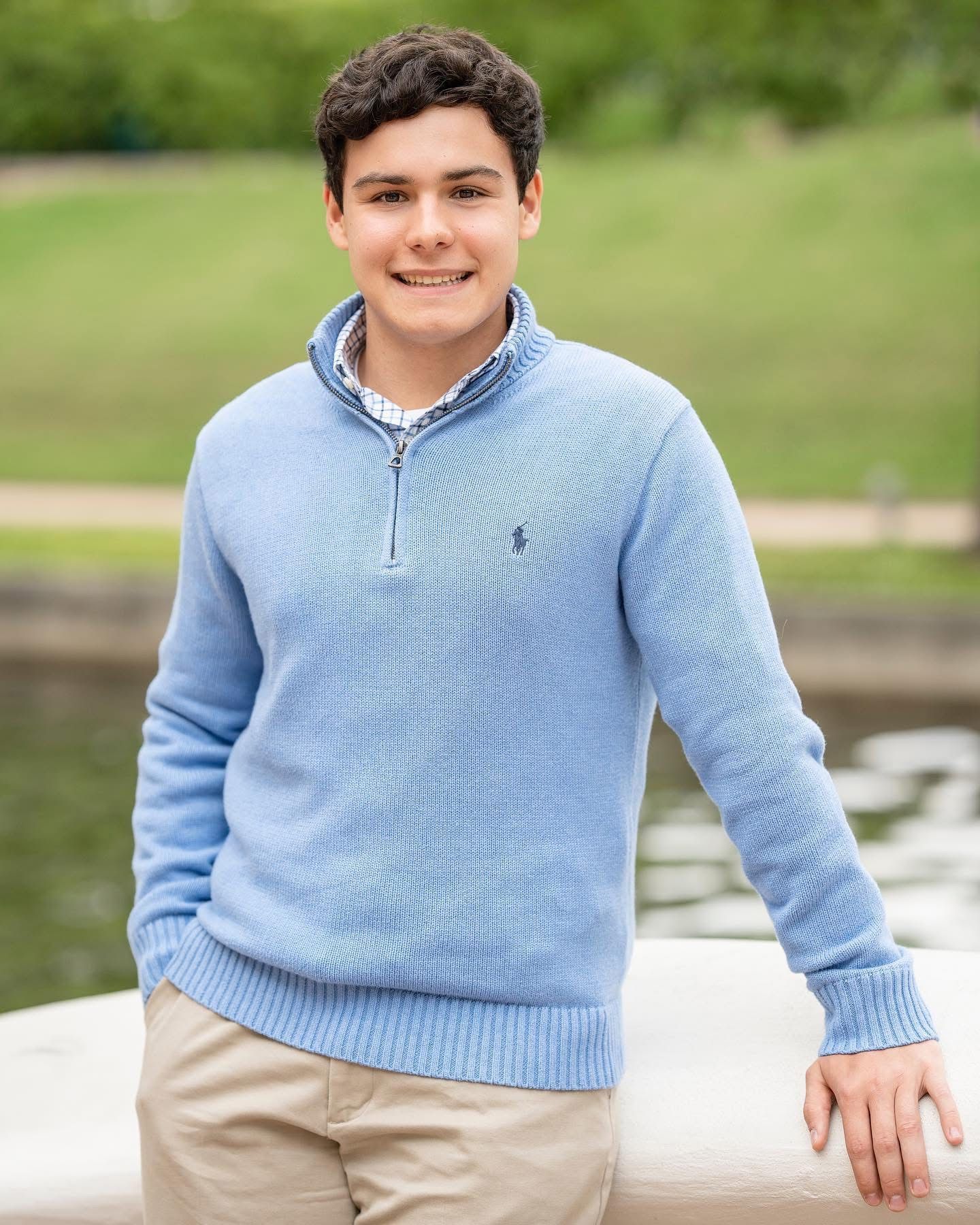 senior guy session in the woodlands.