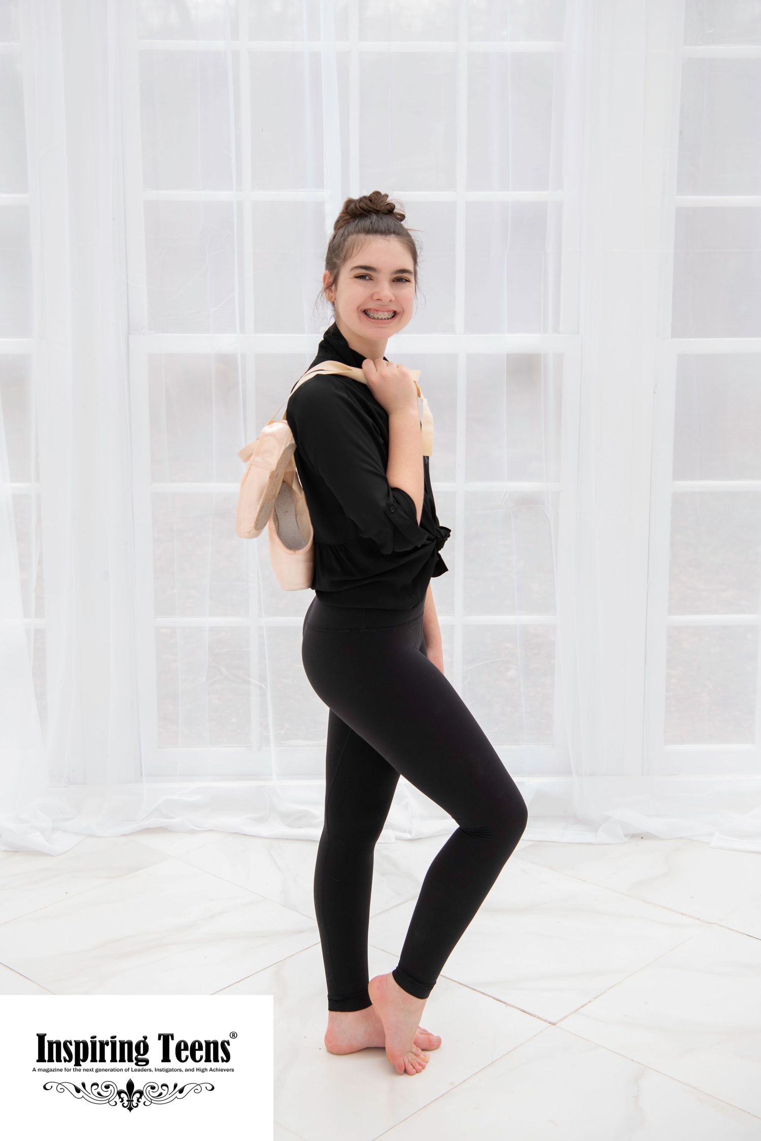 The Woodlands senior photography for girls.  Ballet dancer
