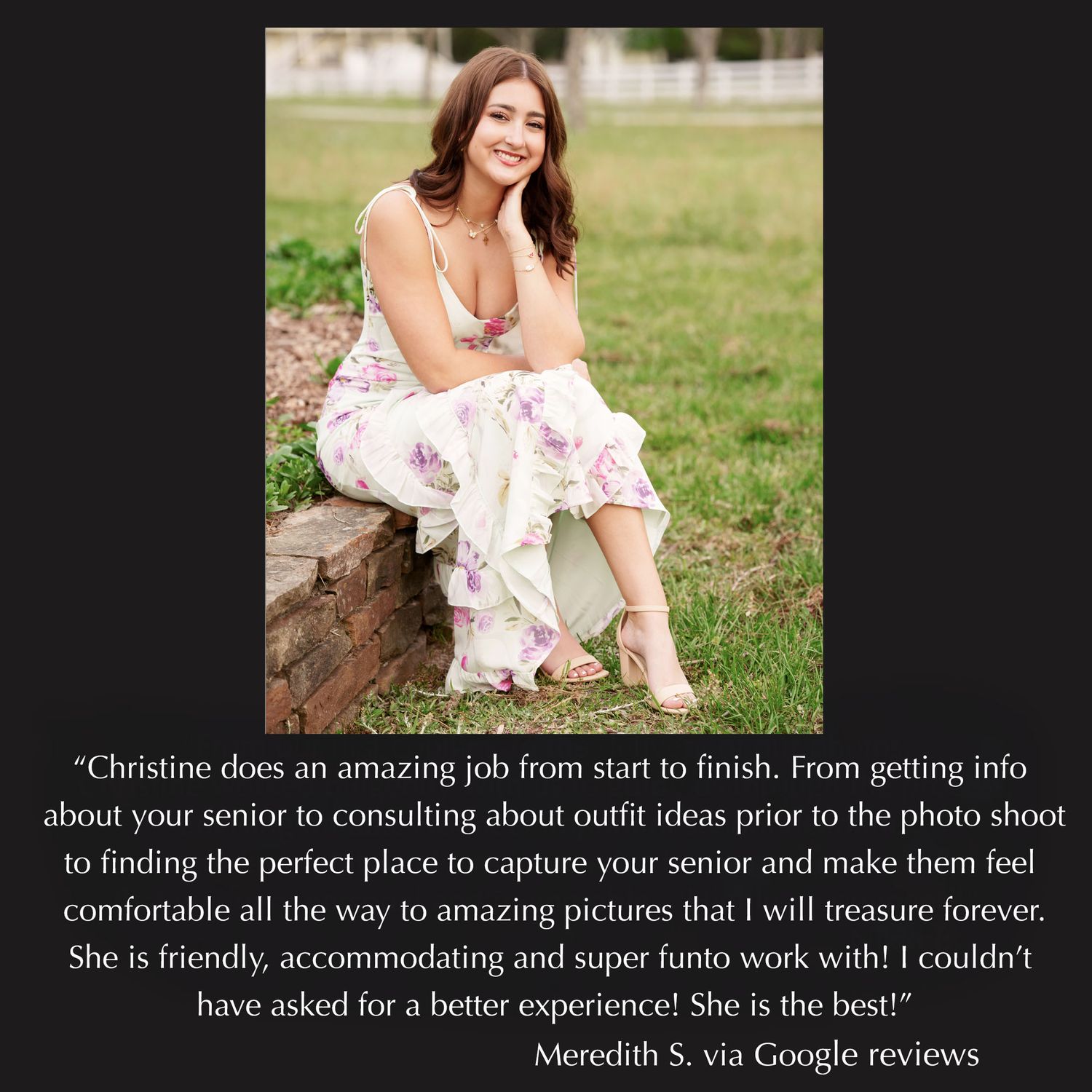 5 star review for senior photos in The Woodlands.  Happy client review of senior photo experience. Stating the best senior photographer