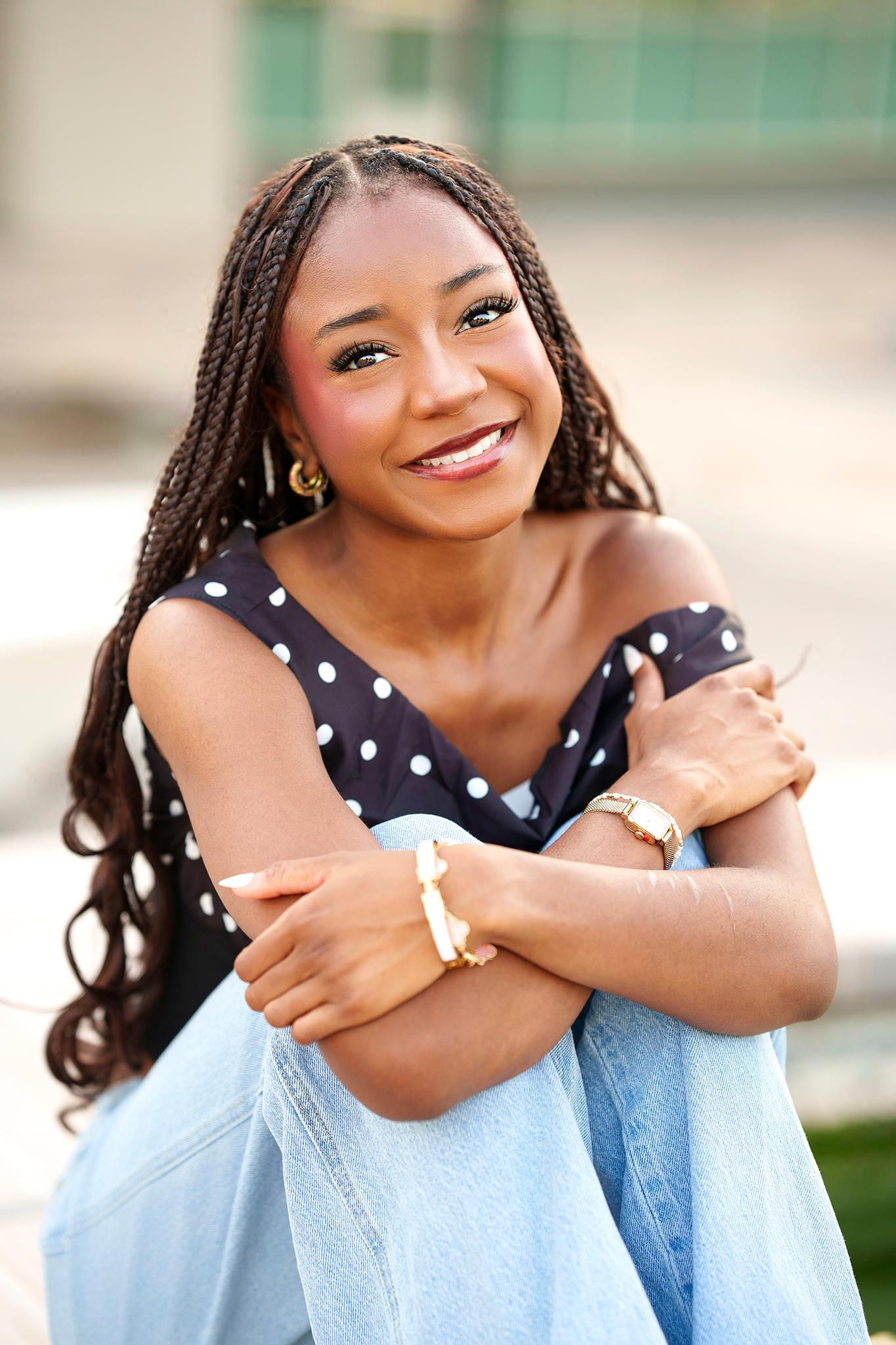 senior girl photo in the woodlands. senior girl portrait.
