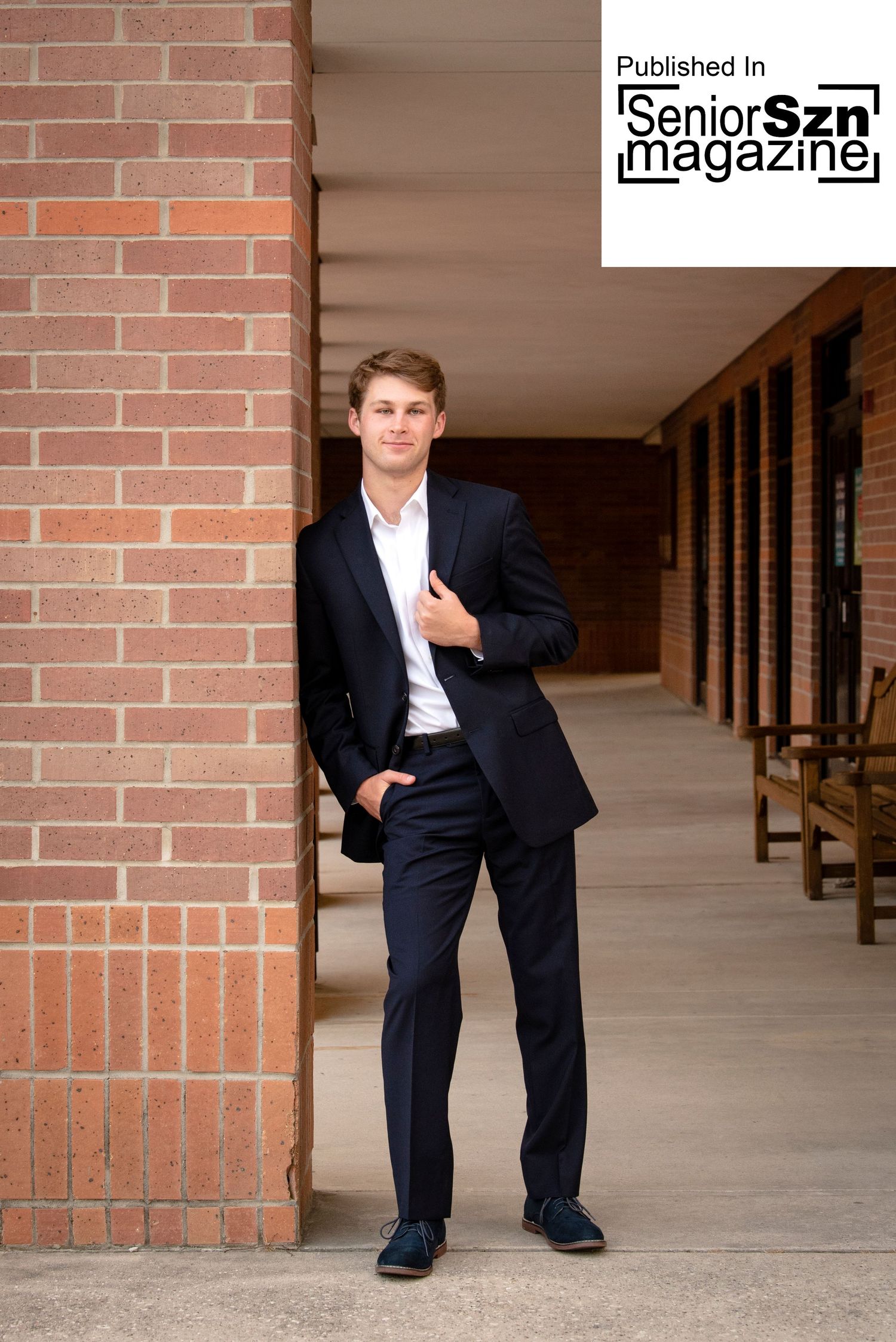 Senior photographer in the Woodlands .  Urban senior guy photo session.   Senior Pictures.