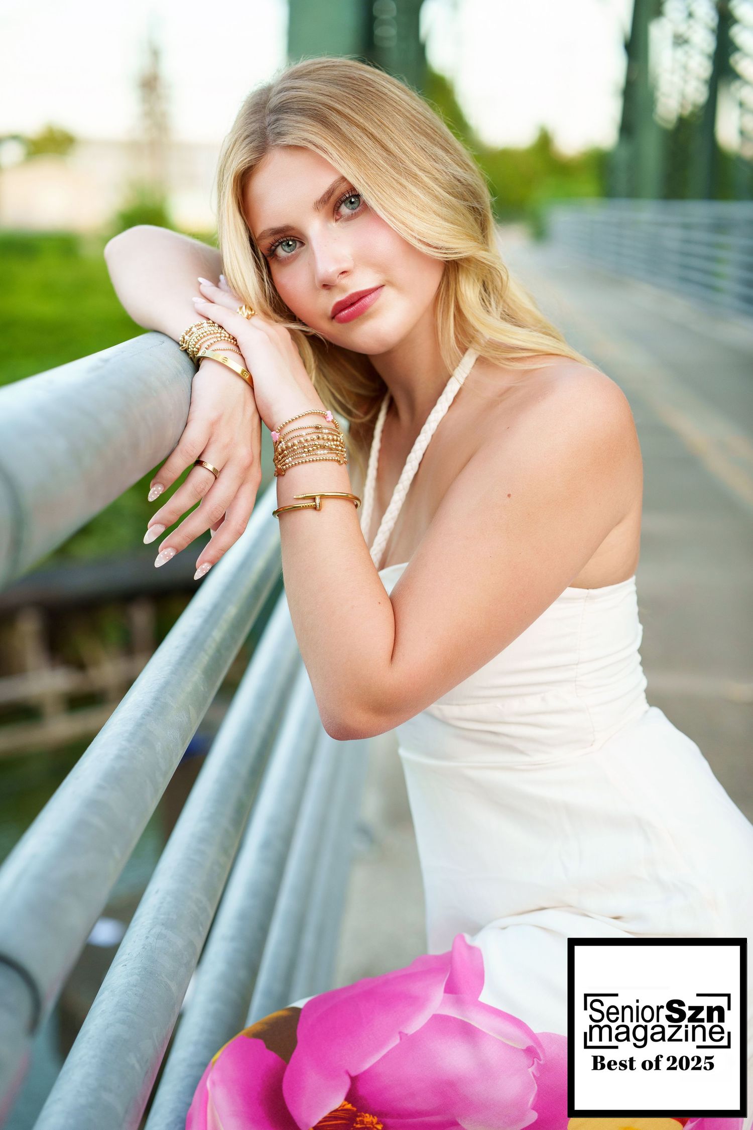The Woodlands Senior Photographer.  Published senior photographer.