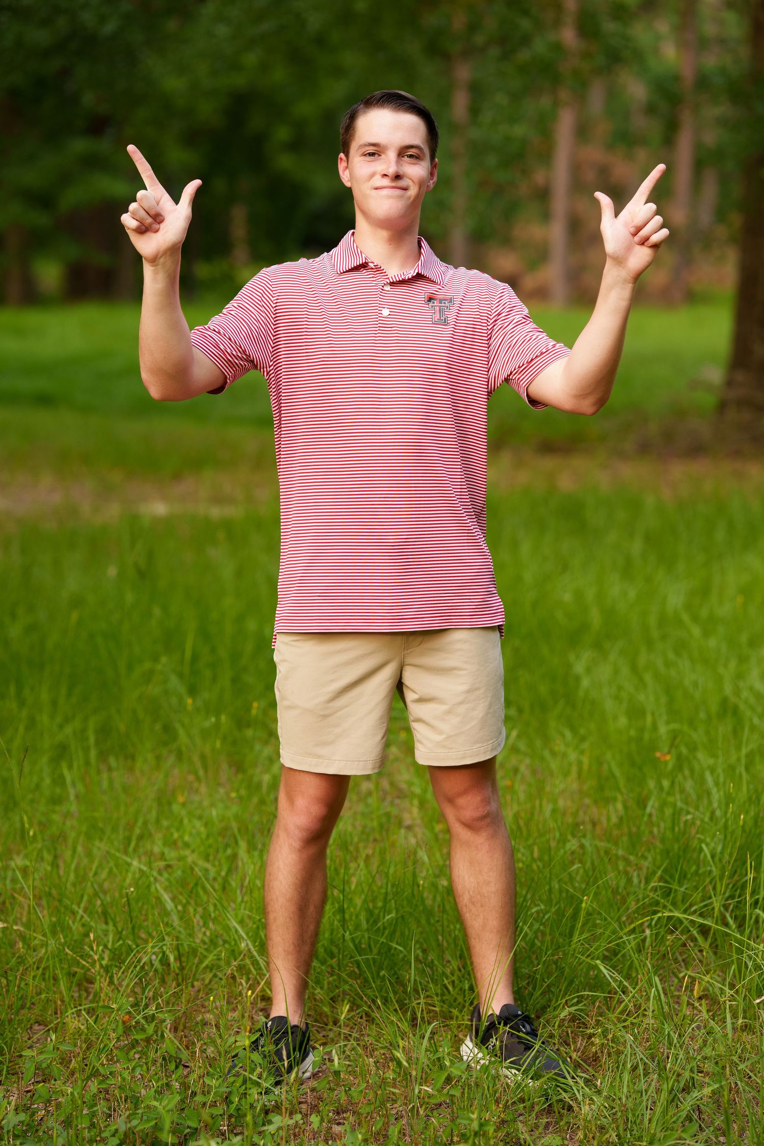 Texas Tech Senior photos.  School pride senior photos.  The woodlands senior photographer.  Senior photos Tomball.