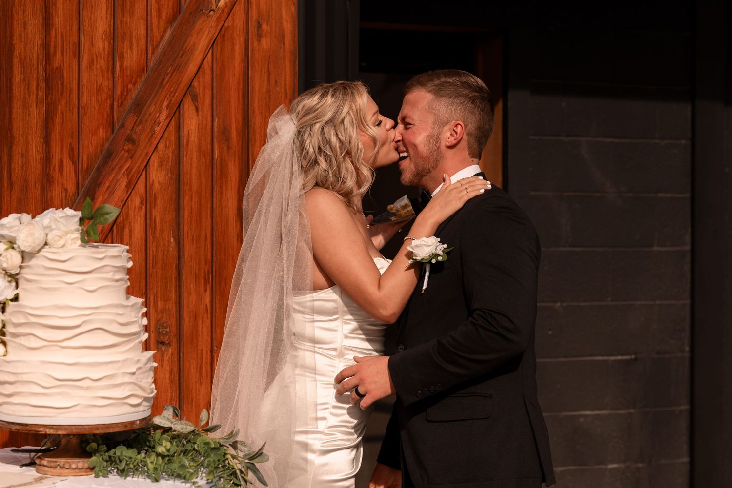 Cheyenne Michelle Photography Oklahoma wedding photographer bride and groom portrait creative bridal photography