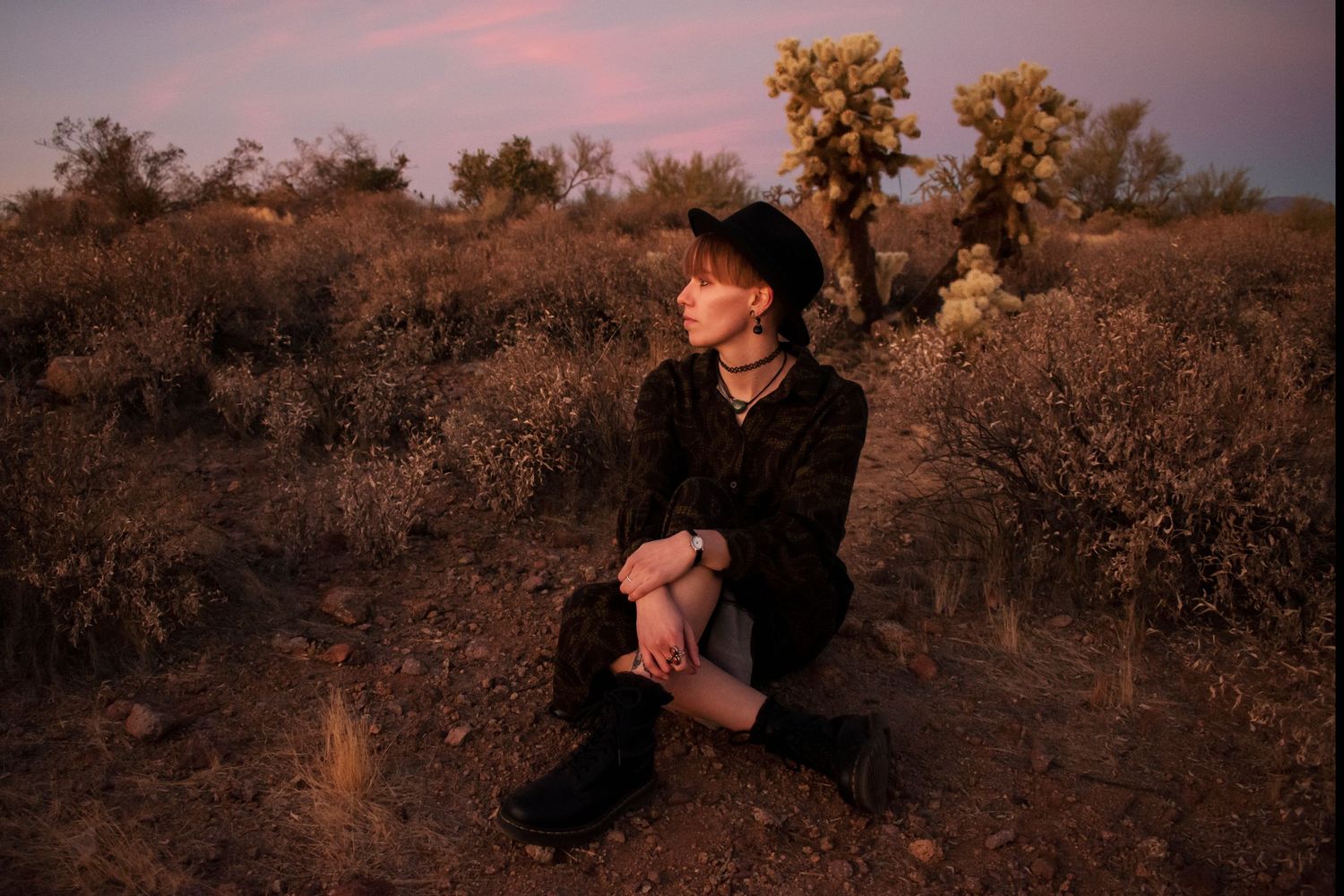 Alternative Western-style senior portraits, Old West graduate photos, desert portraits, Oklahoma photographer