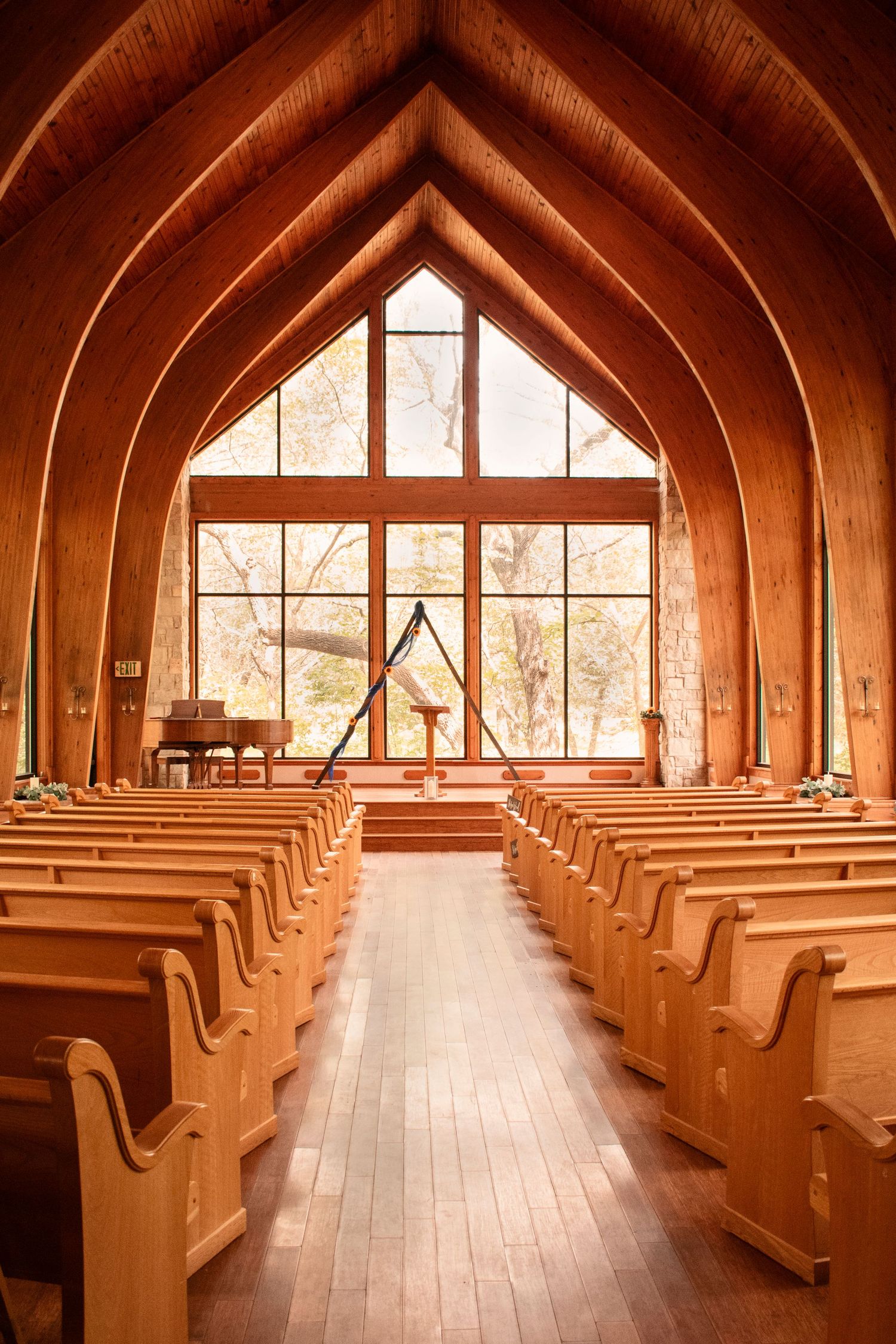 Cheyenne Michelle Photography Oklahoma wedding photographer ceremony norman thunderbird chapel
