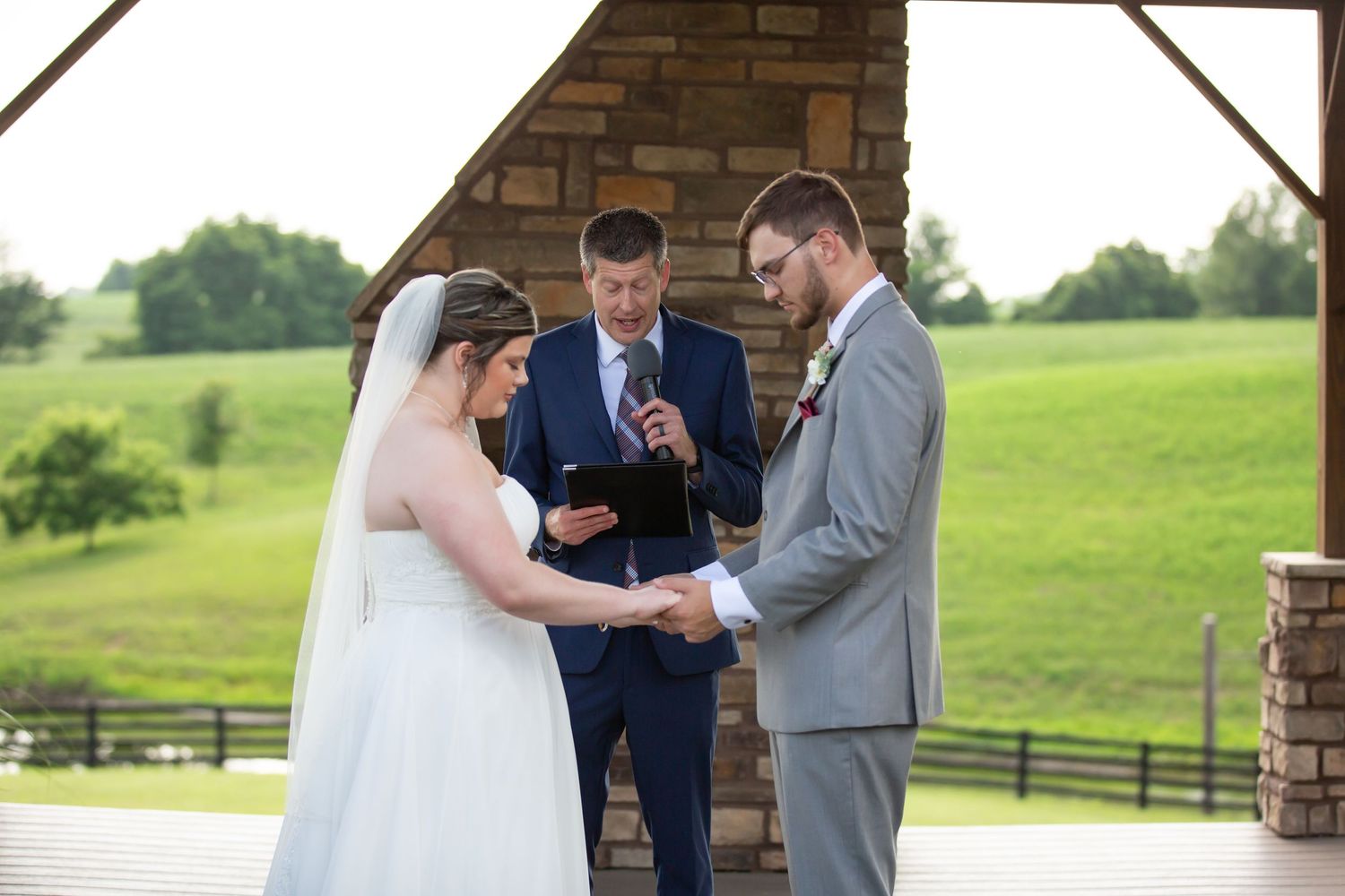 Kentucky Wedding Photographer