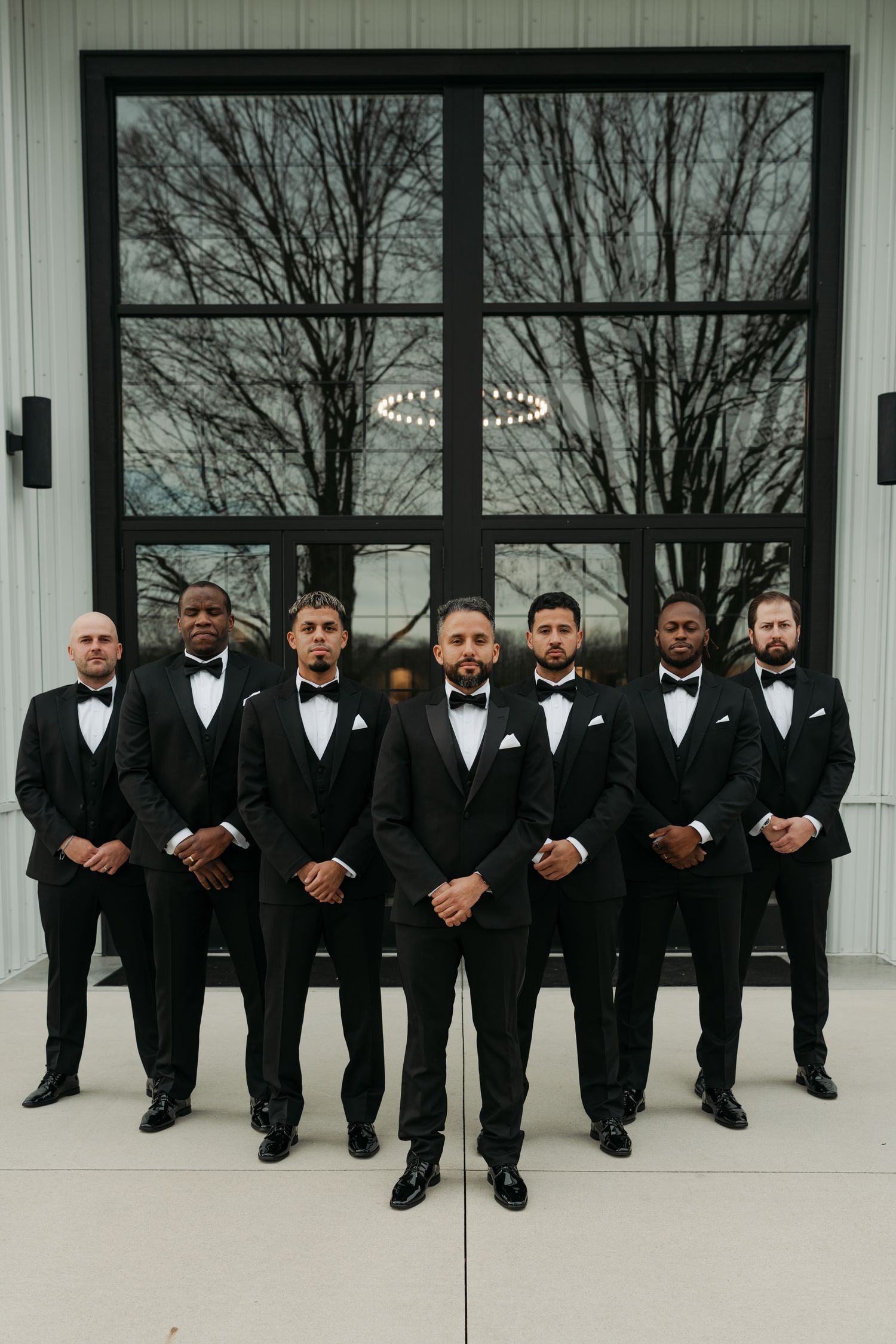 groomsmen photo
