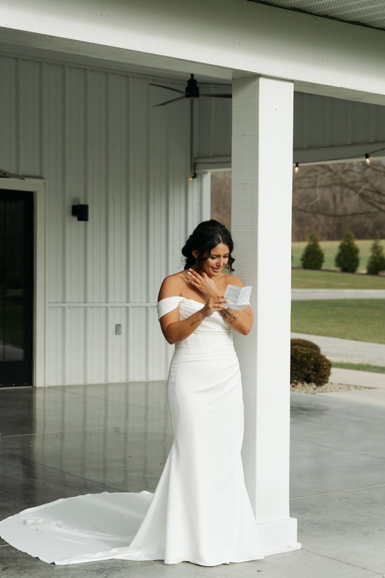 bride reading a letter