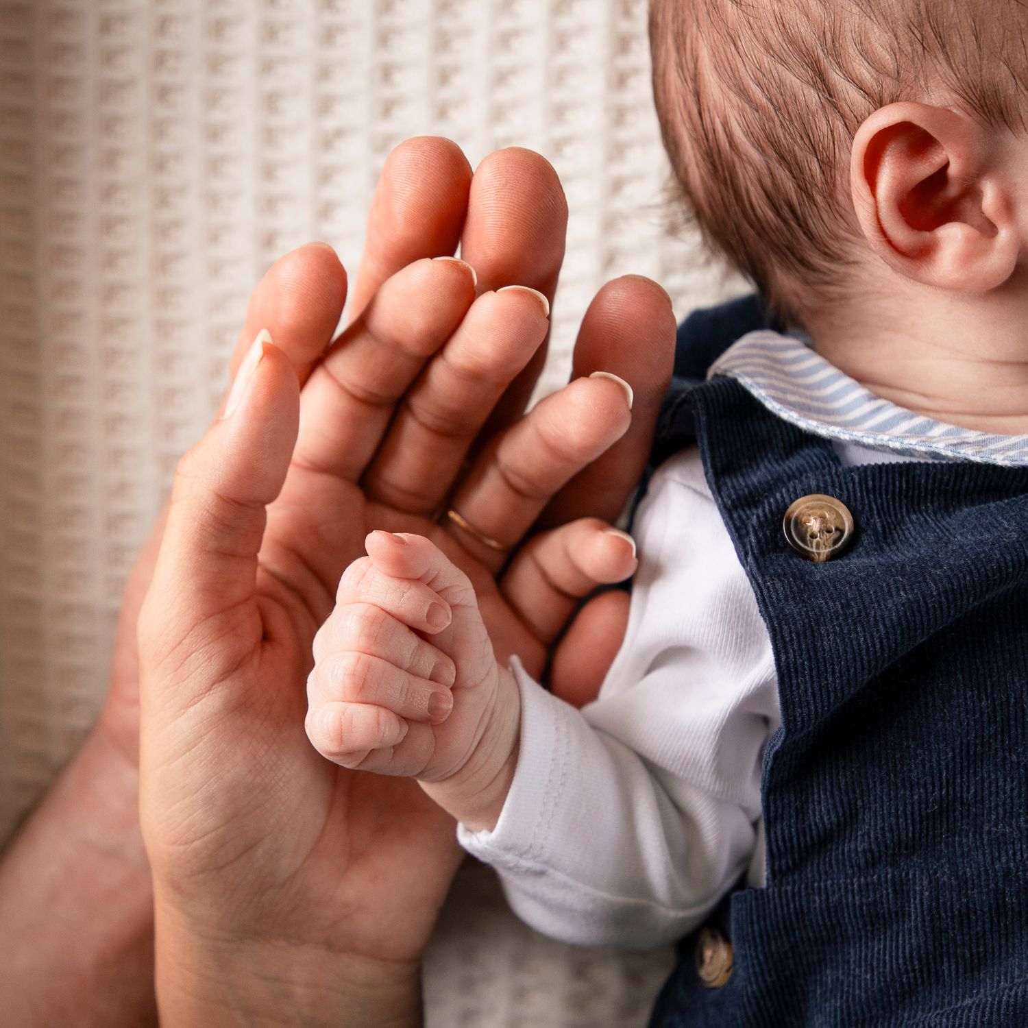 Shooting photo naissance Normandie - Photographe naissance Rouen - shooting photo bébé Normandie - Photographe famille Rouen