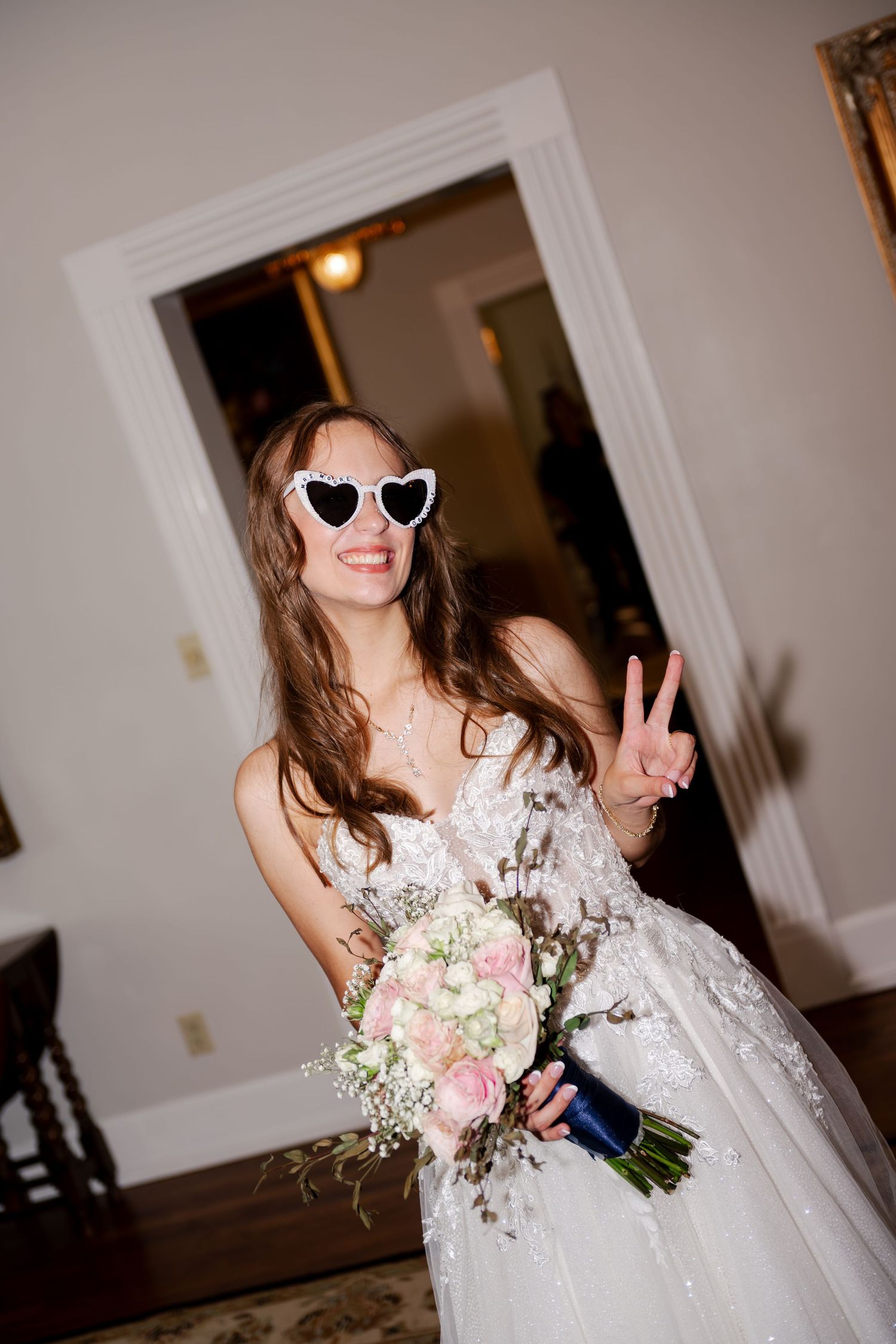 North Alabama budget friendly wedding and portrait photographer based in Madison, Alabama. Della Smithson Photography
