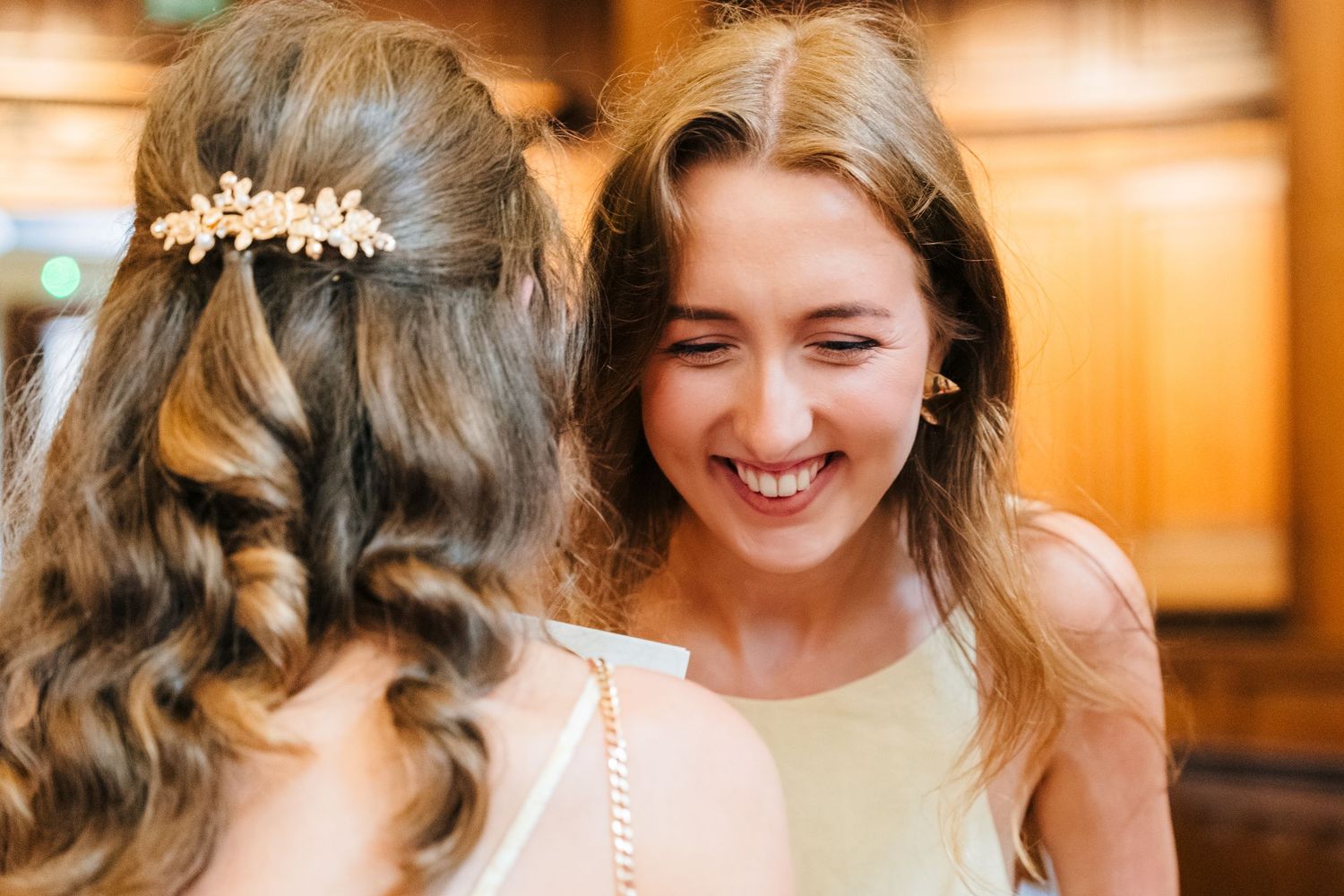 candid natural documentary wedding photographer dublin trinity college city