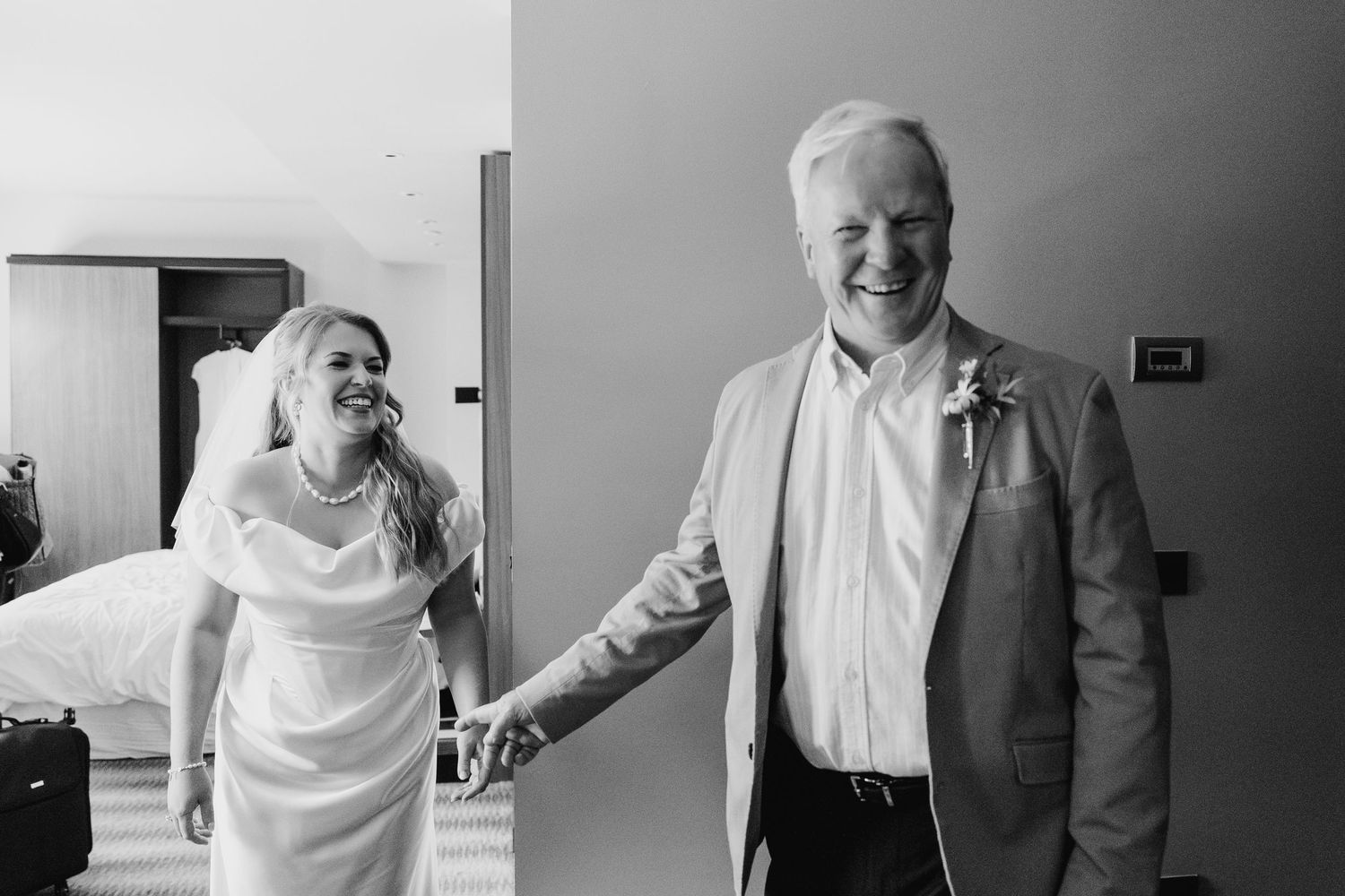 Hen's teeth dublin wedding photographer documentary candid