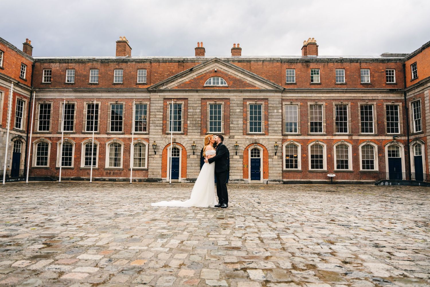 city hall dublin wedding photos