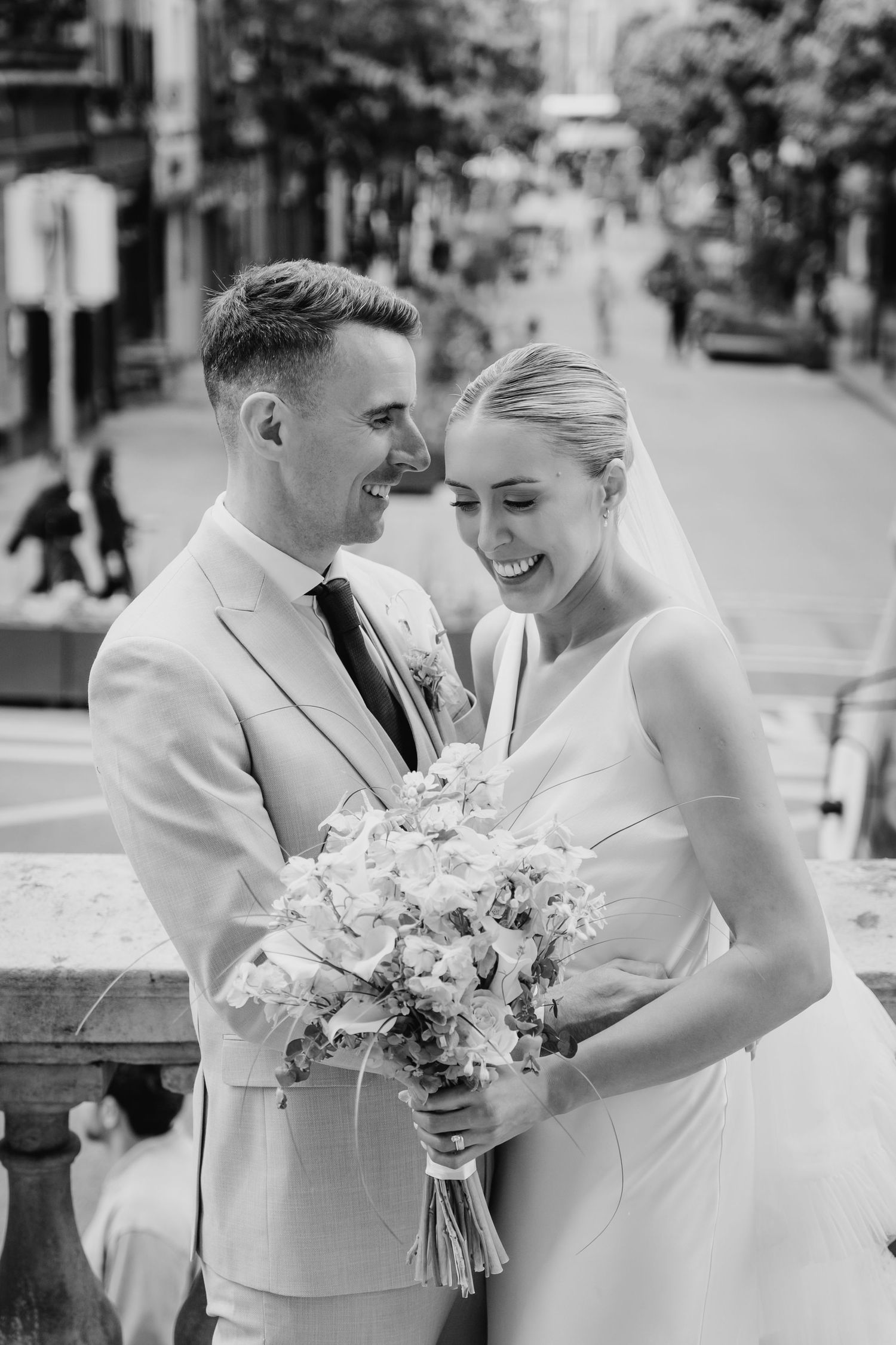 Dublin wedding photographer Candid City hall