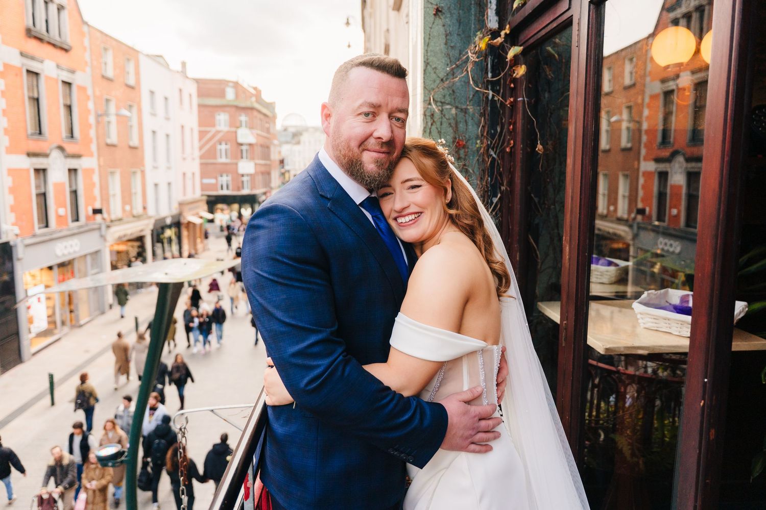 Dublin wedding photogrAPher Bewleys Grafton