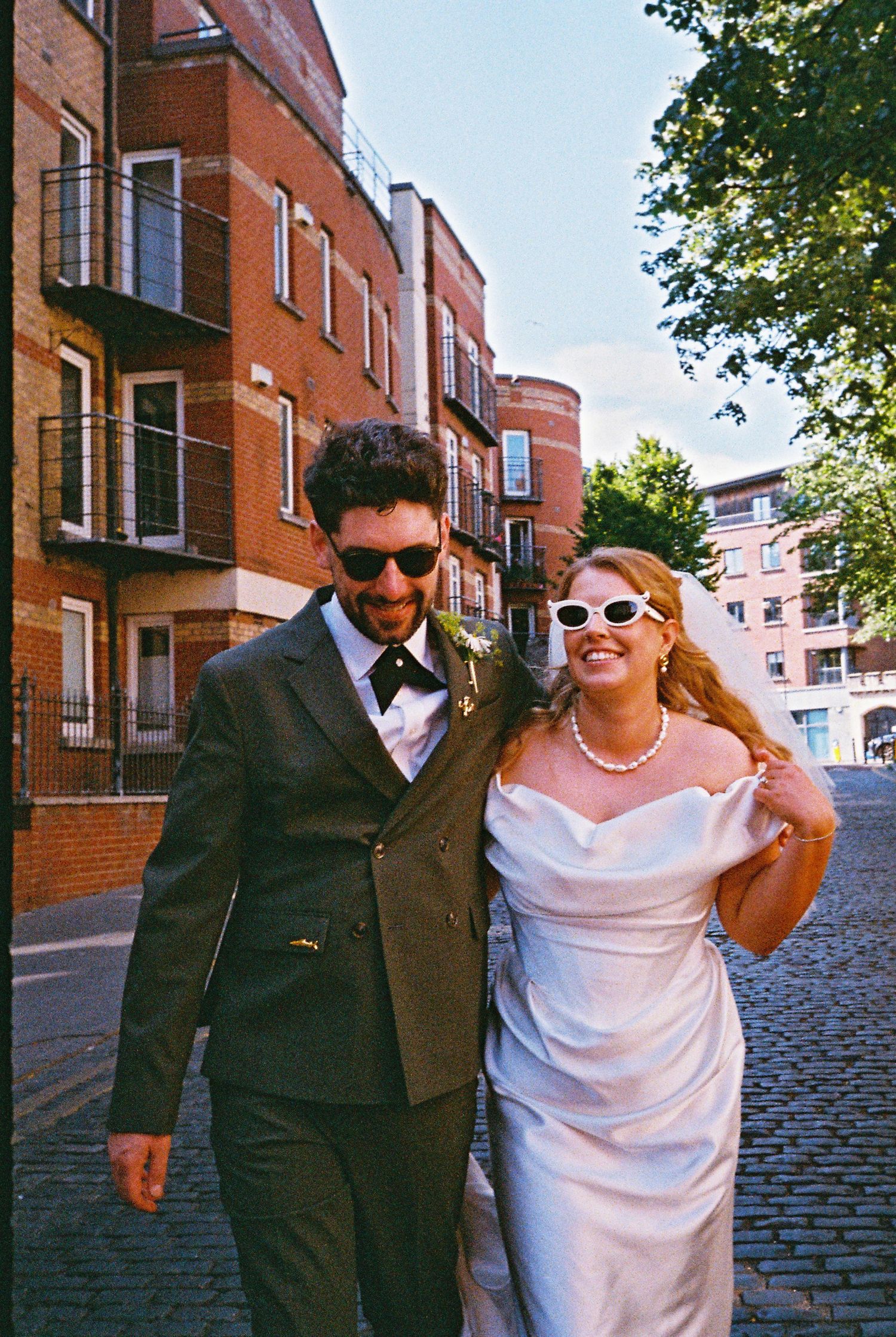 Hen's teeth dublin wedding photographer documentary candid