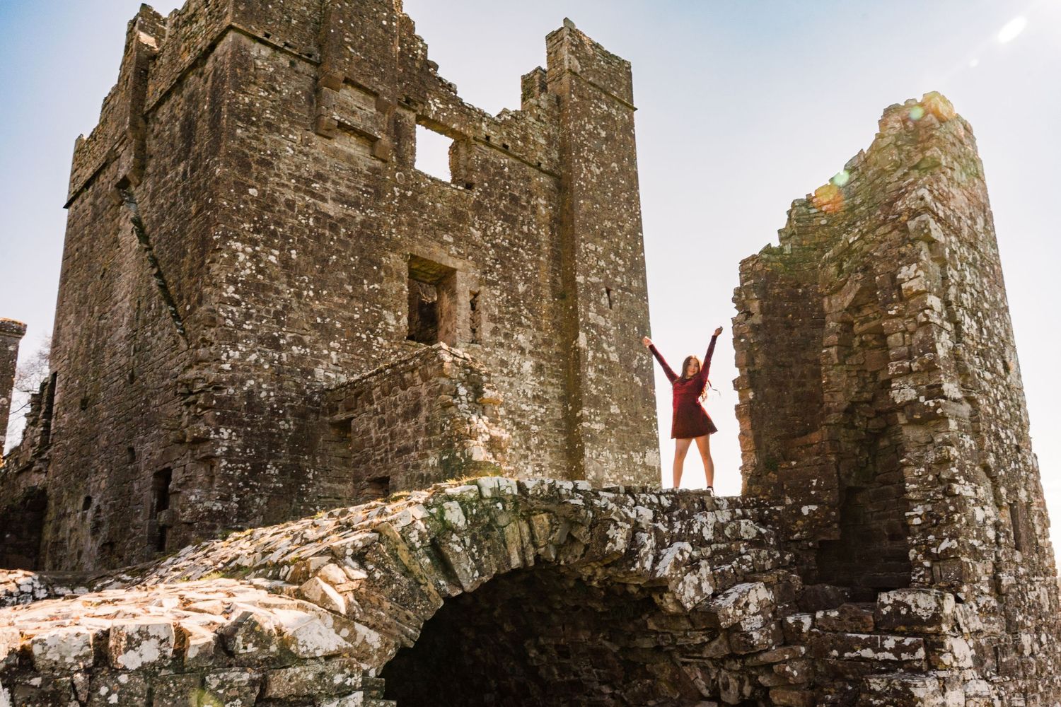 Panoramic view of ancient castle ruins against bright blue sky. Family PHOTOGRAPHER Dublin